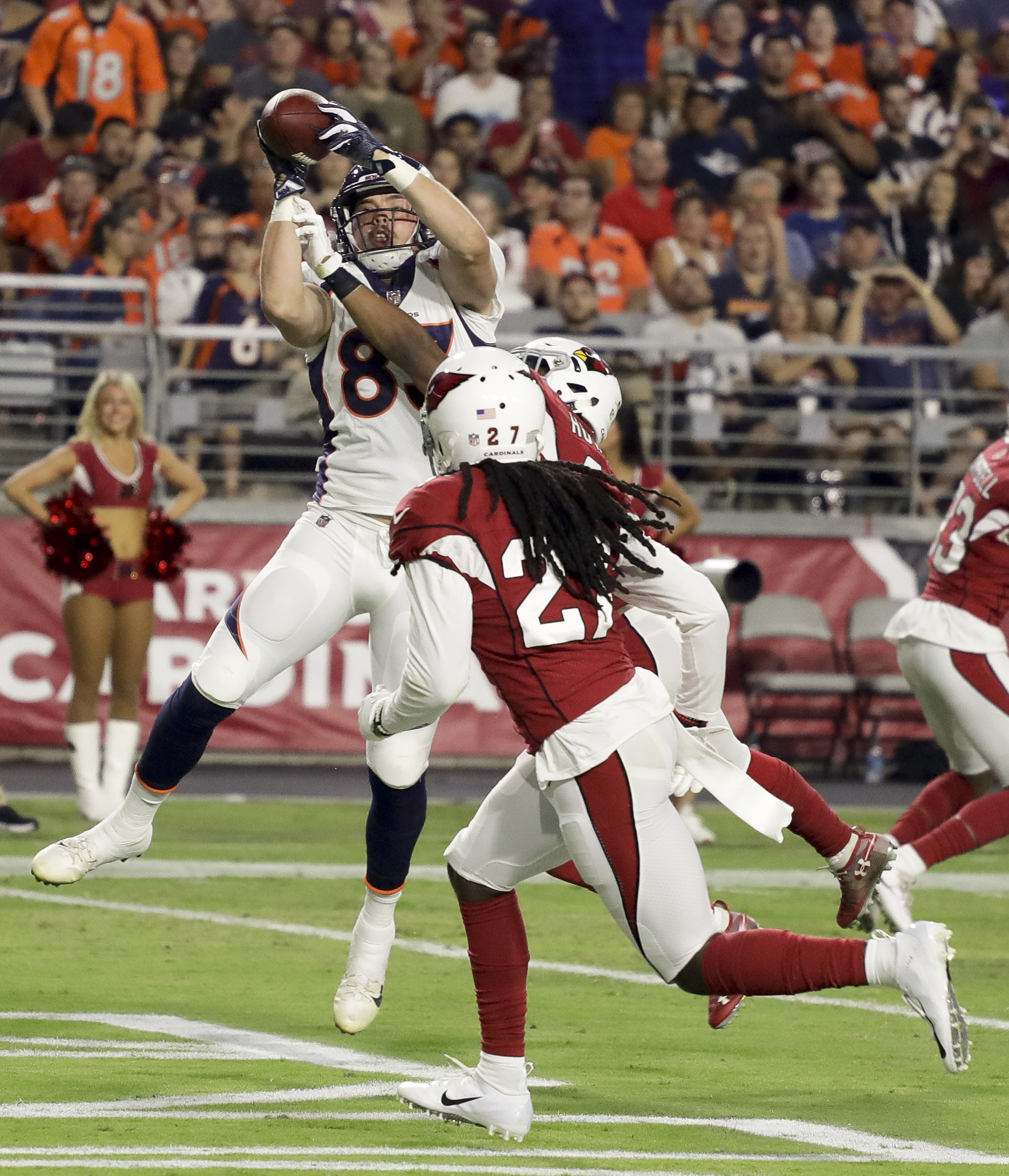 Lynch has big 2nd half, Broncos beat Cardinals 21-10