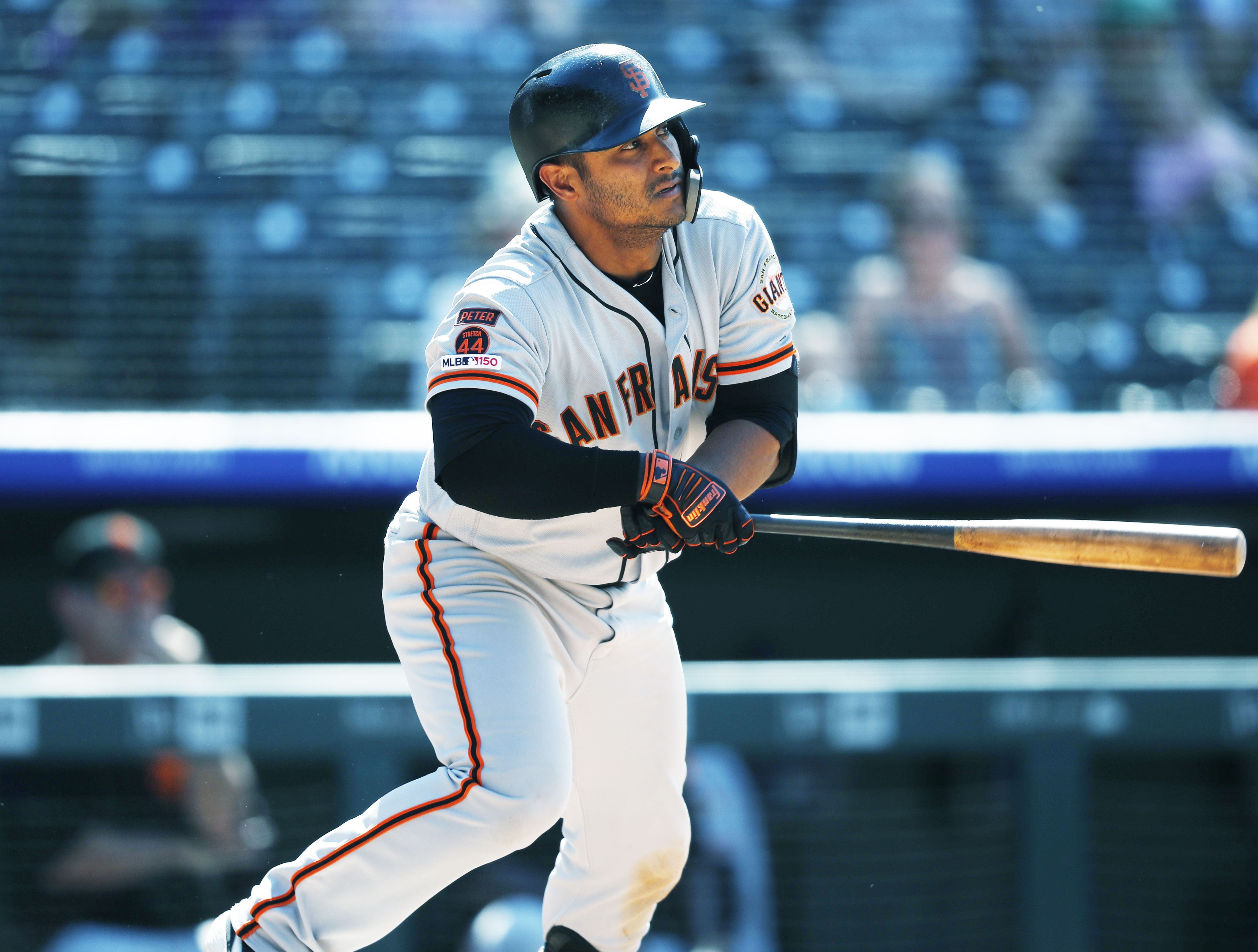 Solano's go-ahead homer keys Giants 11-8 win over Rockies