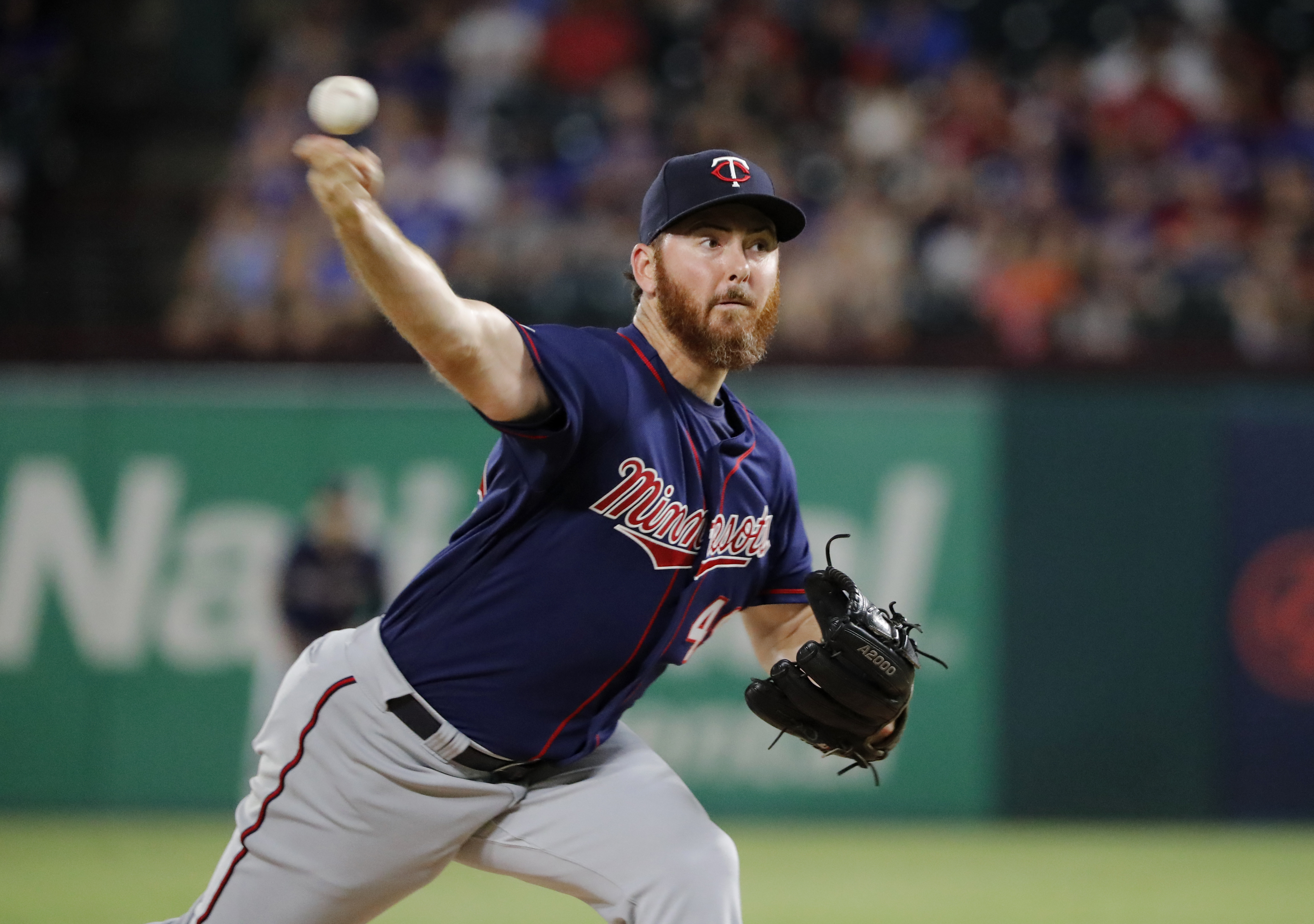 Twins' Dyson out for season after shoulder surgery