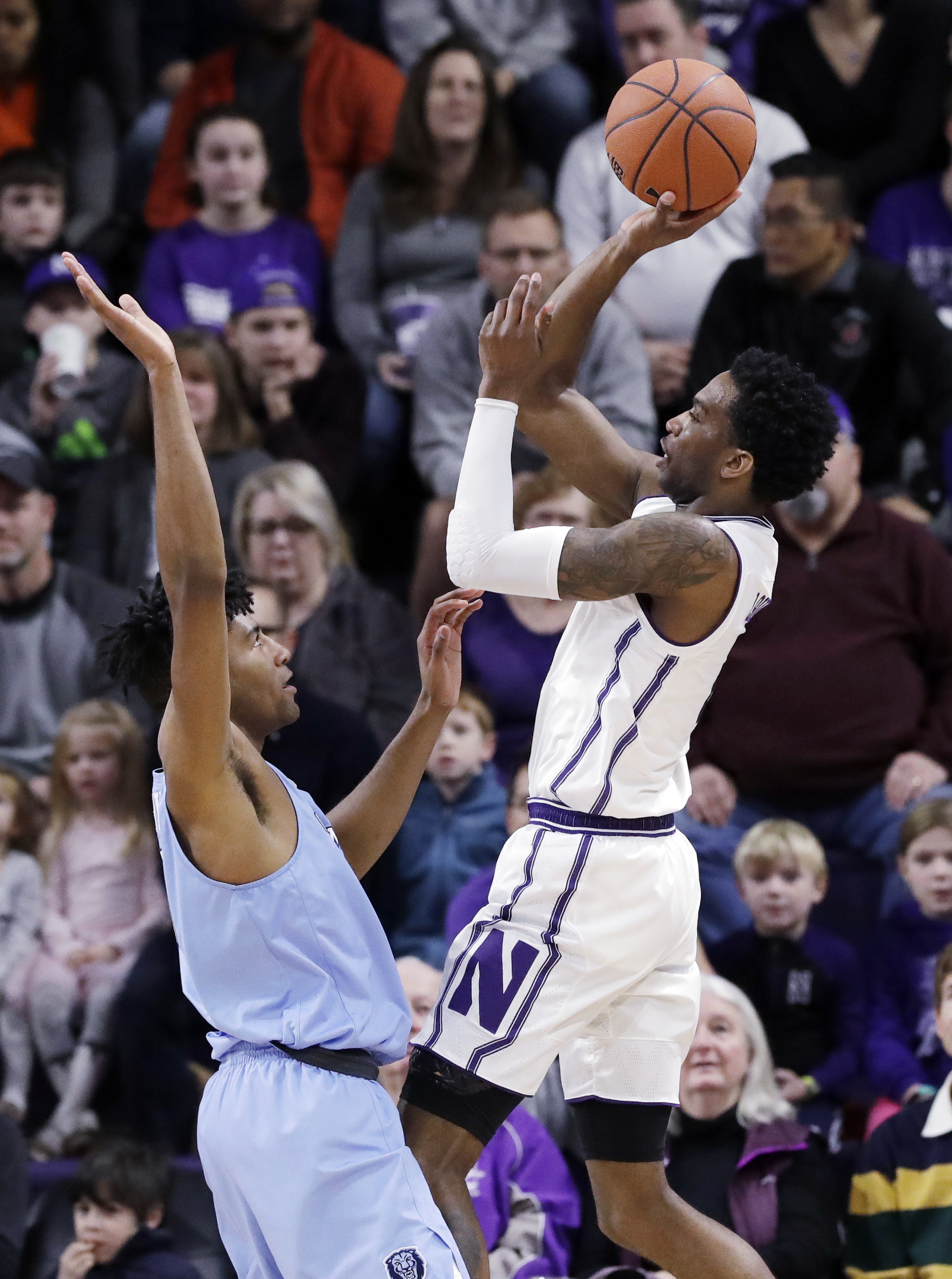 Northwestern shrugs off slow start, beats Columbia 75-54