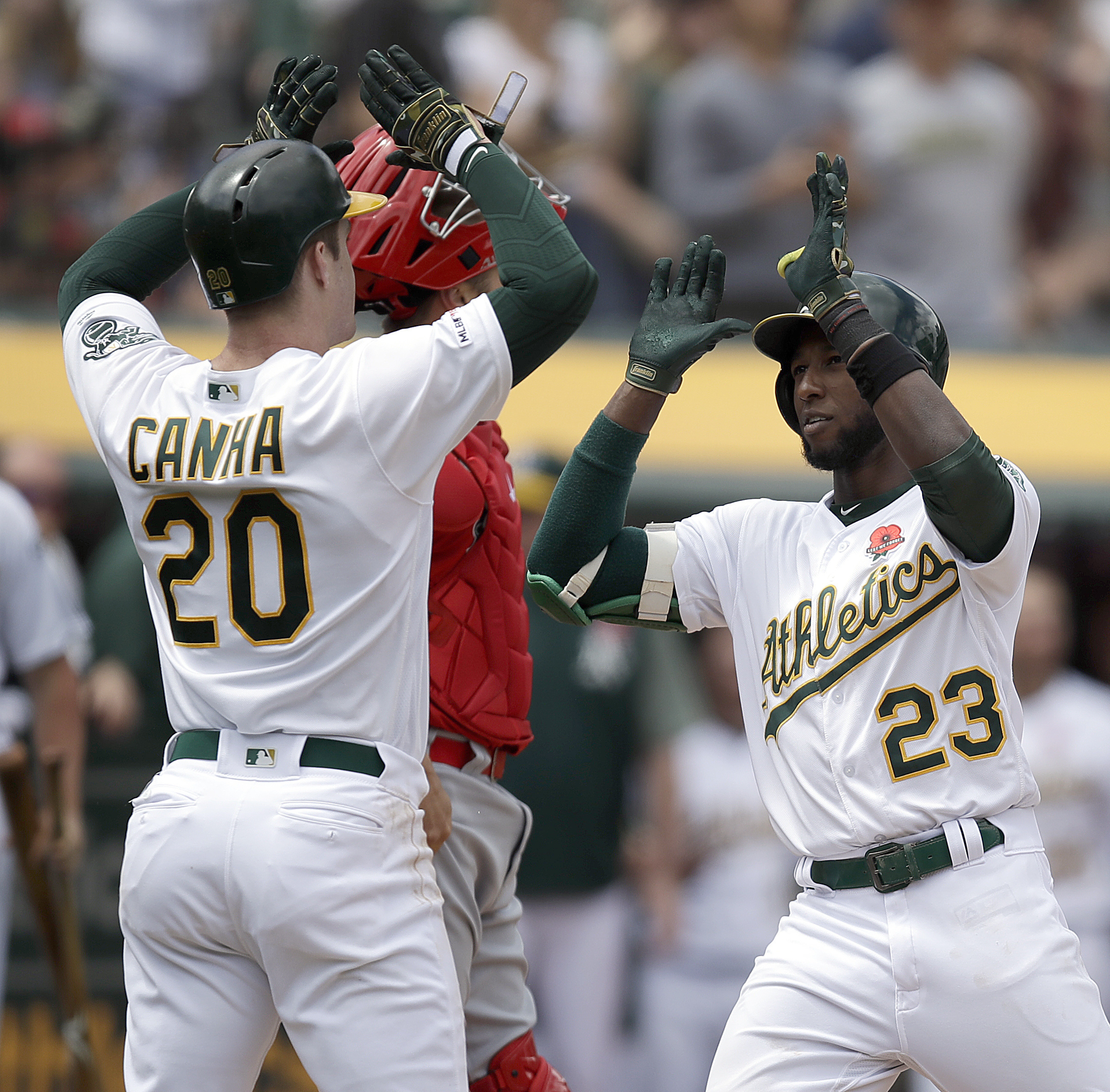 LEADING OFF: A’s seek 11th straight, Plesac’s nephew debuts