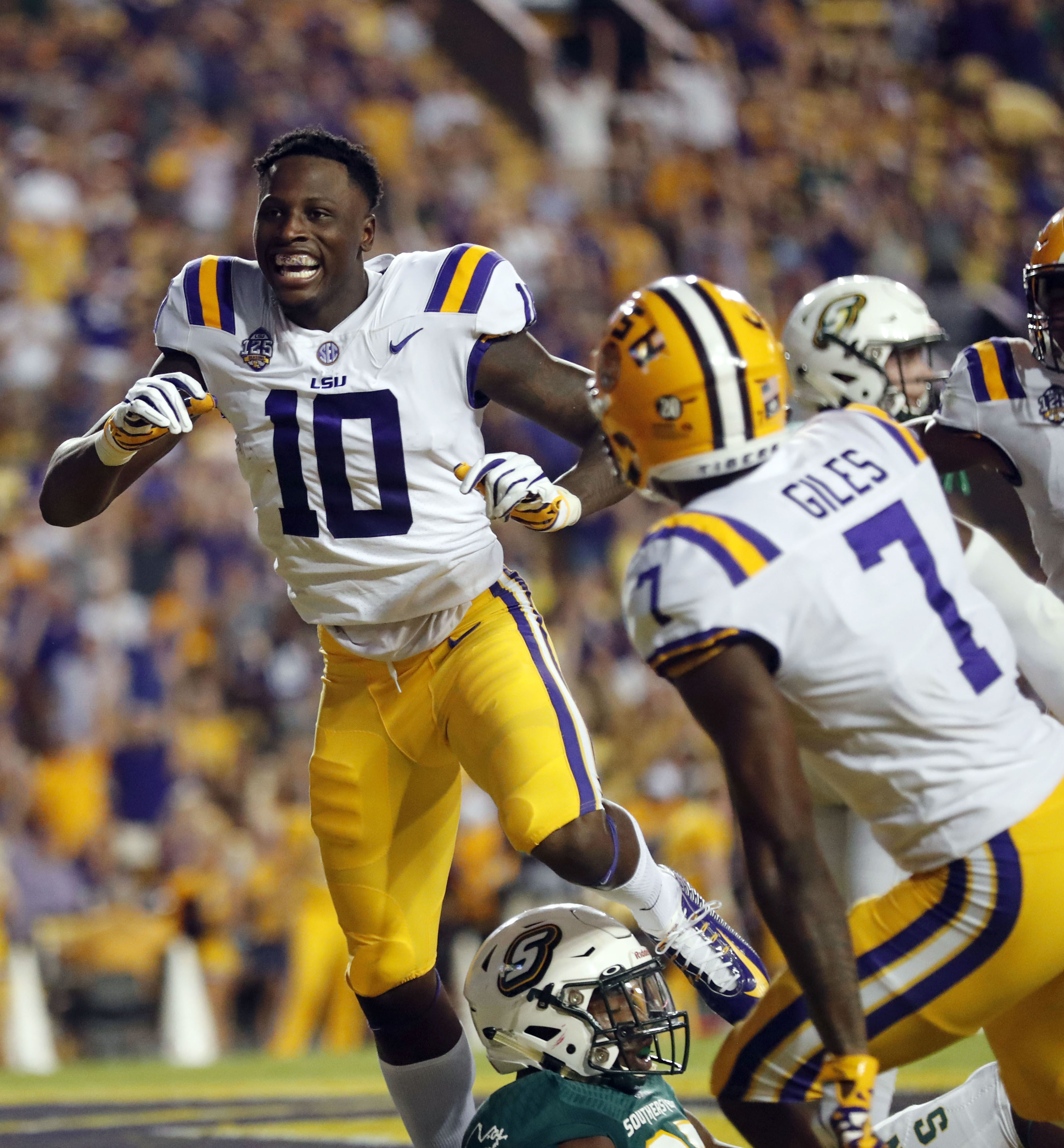 No. 11 LSU struggles in stints, defeats SE Louisiana 31-0