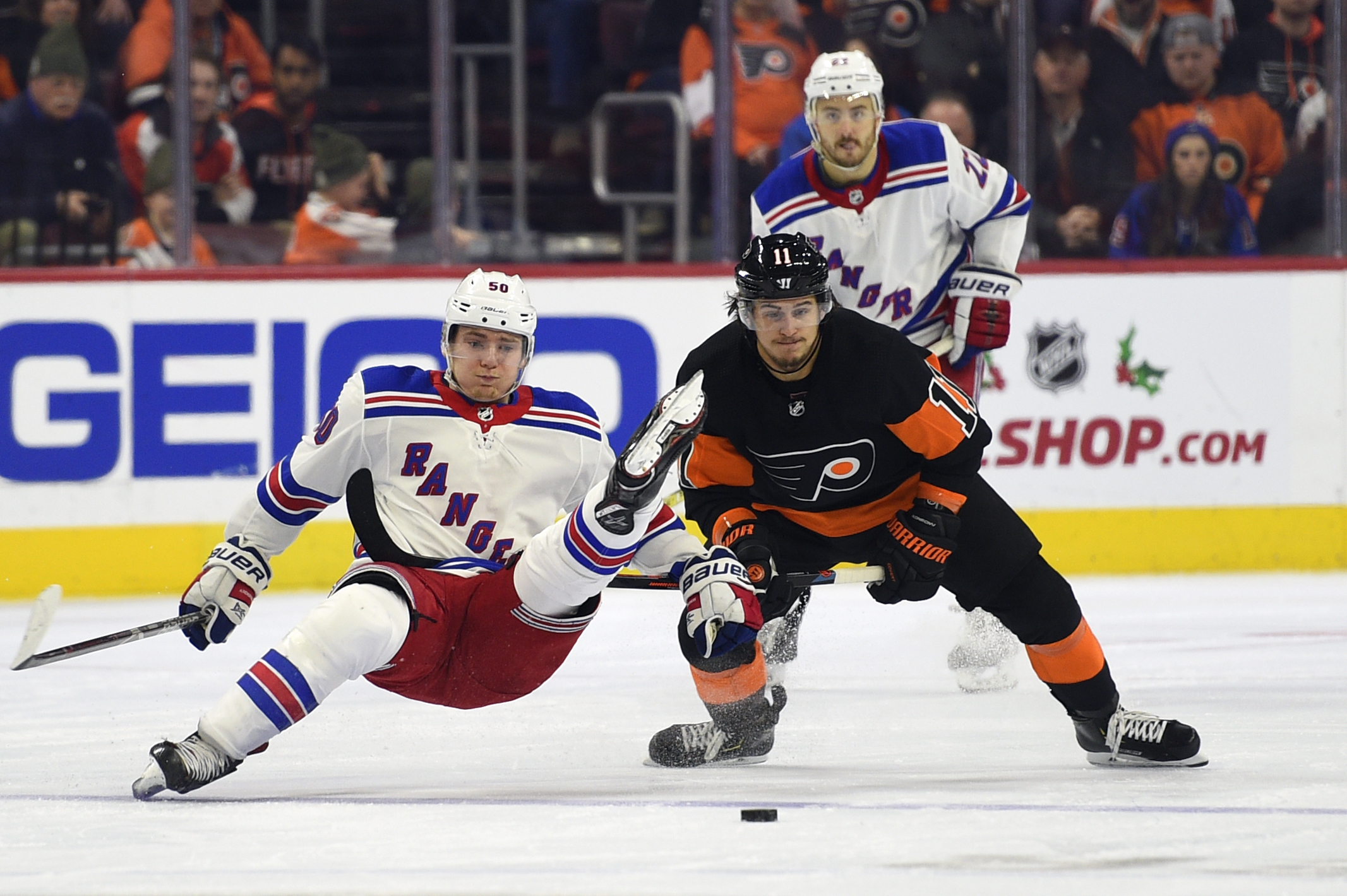 Couturier, Konecny lead Flyers over Rangers 4-0