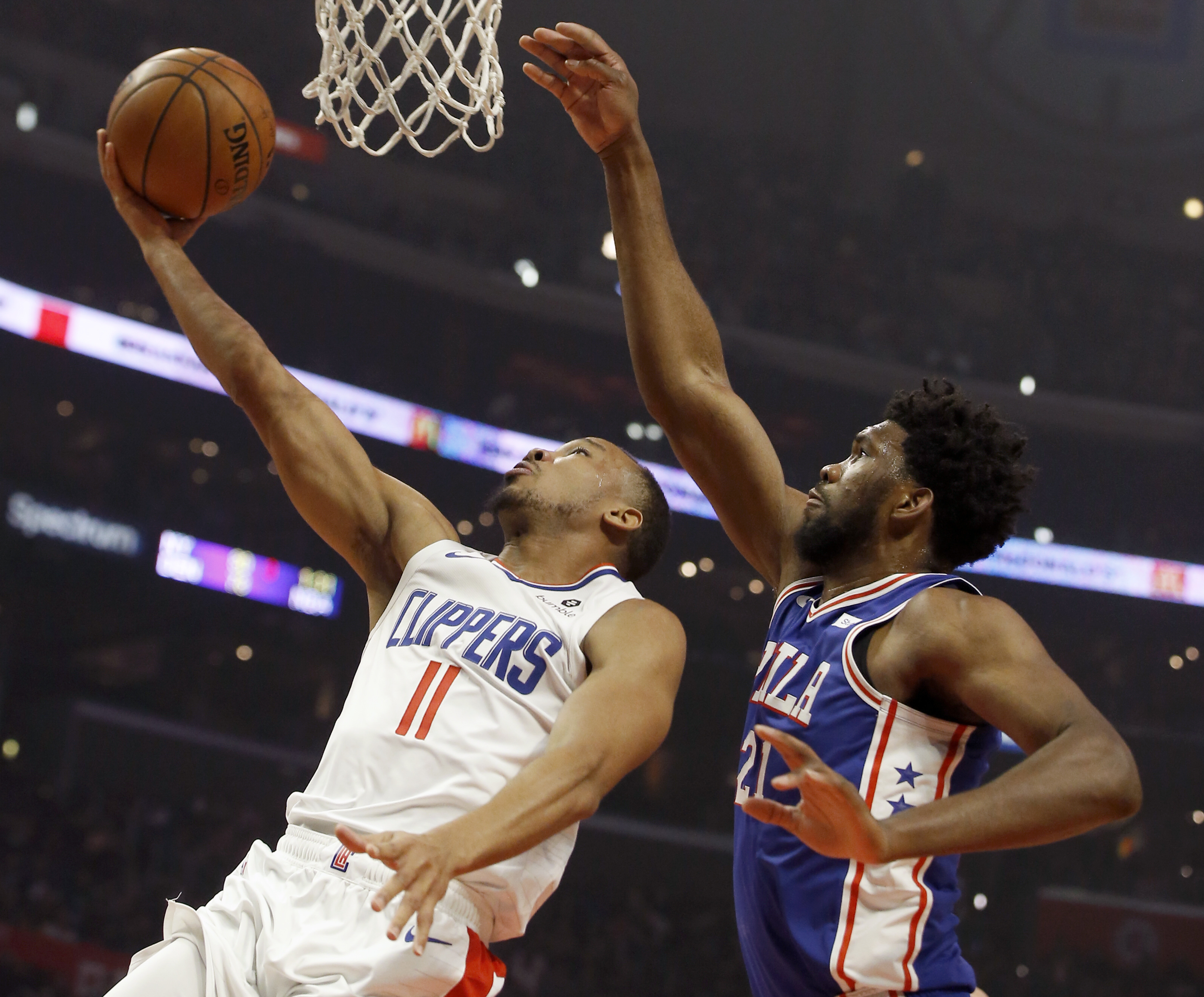 76ers survive late threat from Clippers to win 119-113