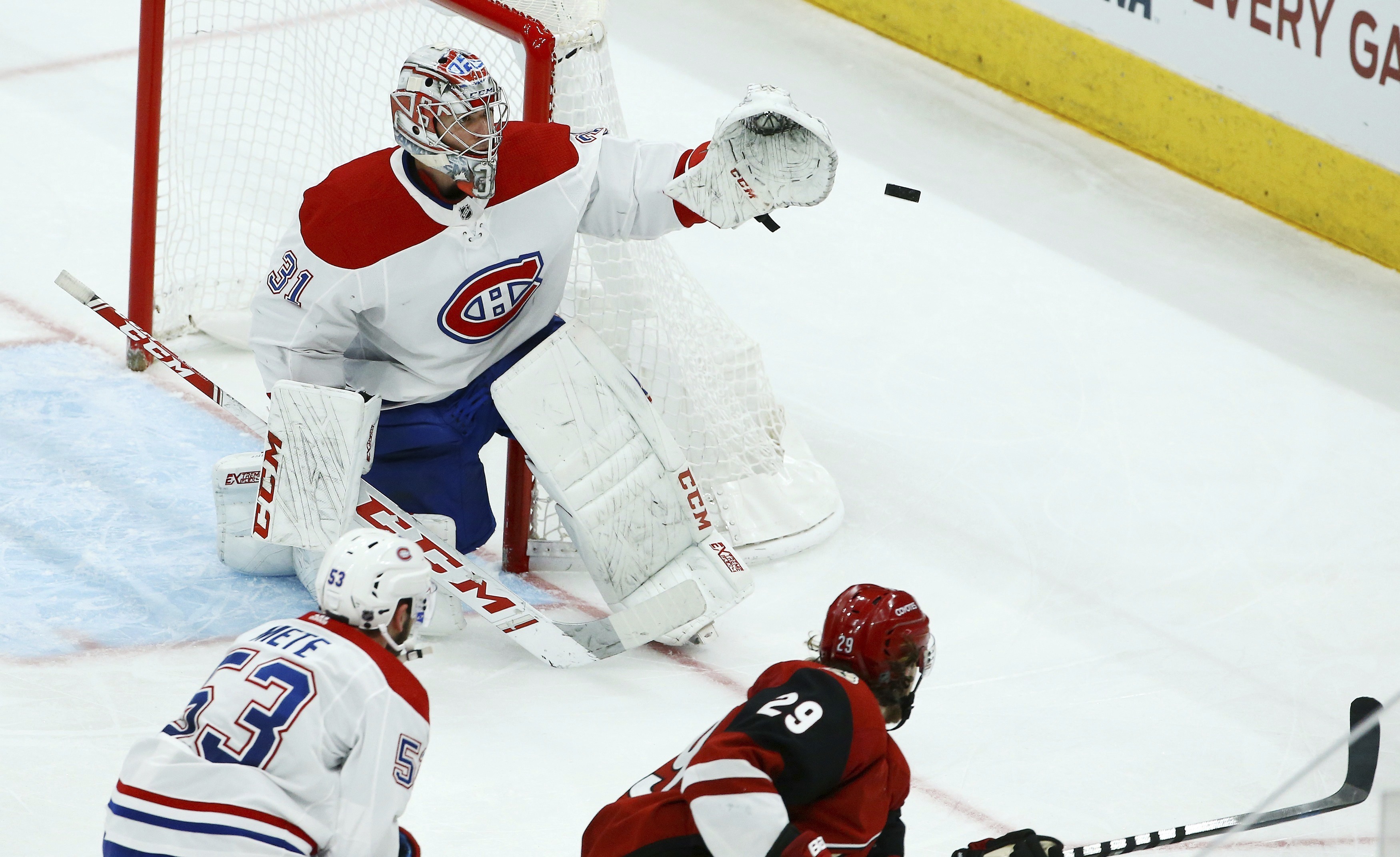 Price’s 36 saves help Canadies beat Coyotes 2-1