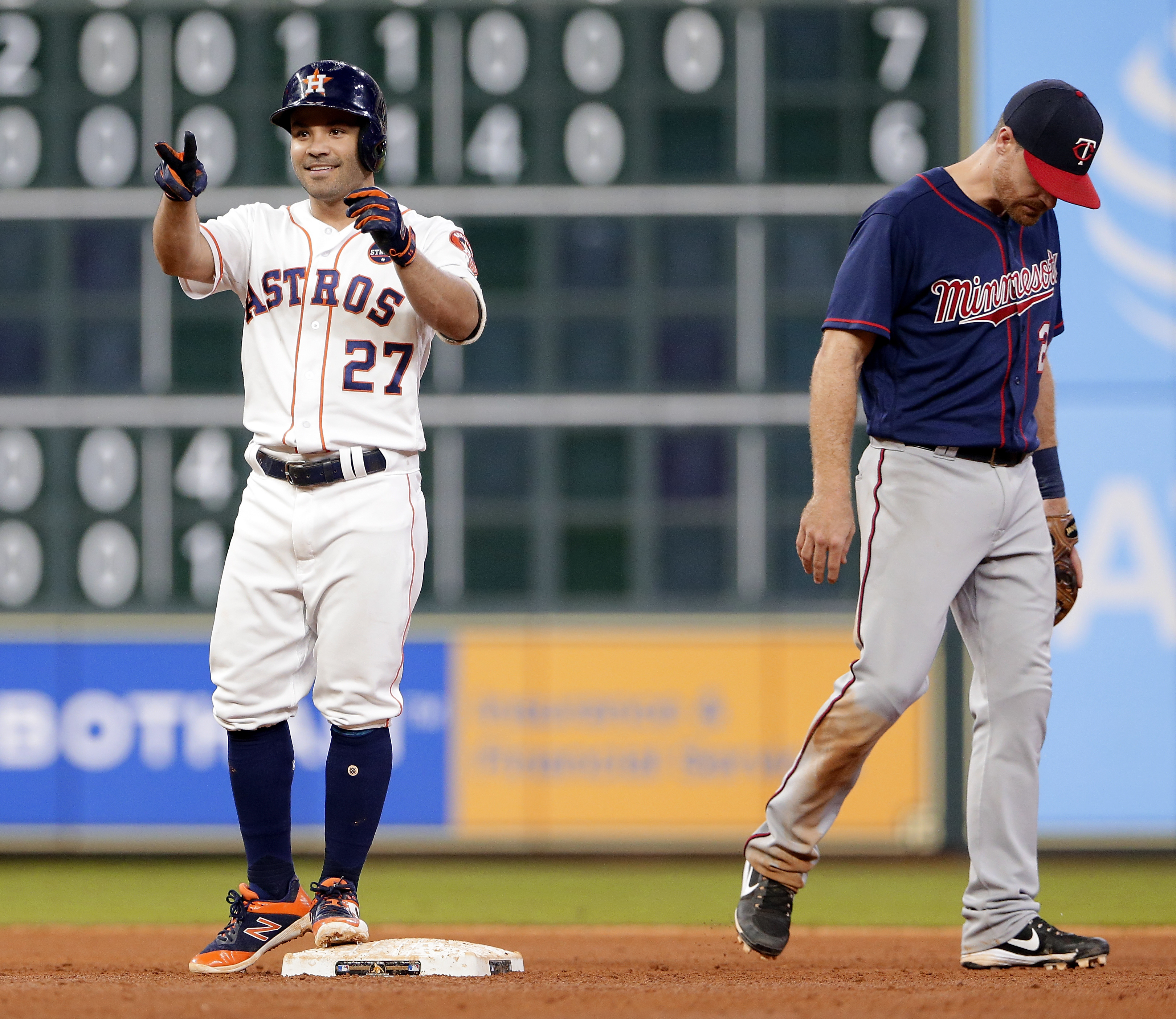 Bregman, Gattis homer in Astros’ 9-1 win over Twins