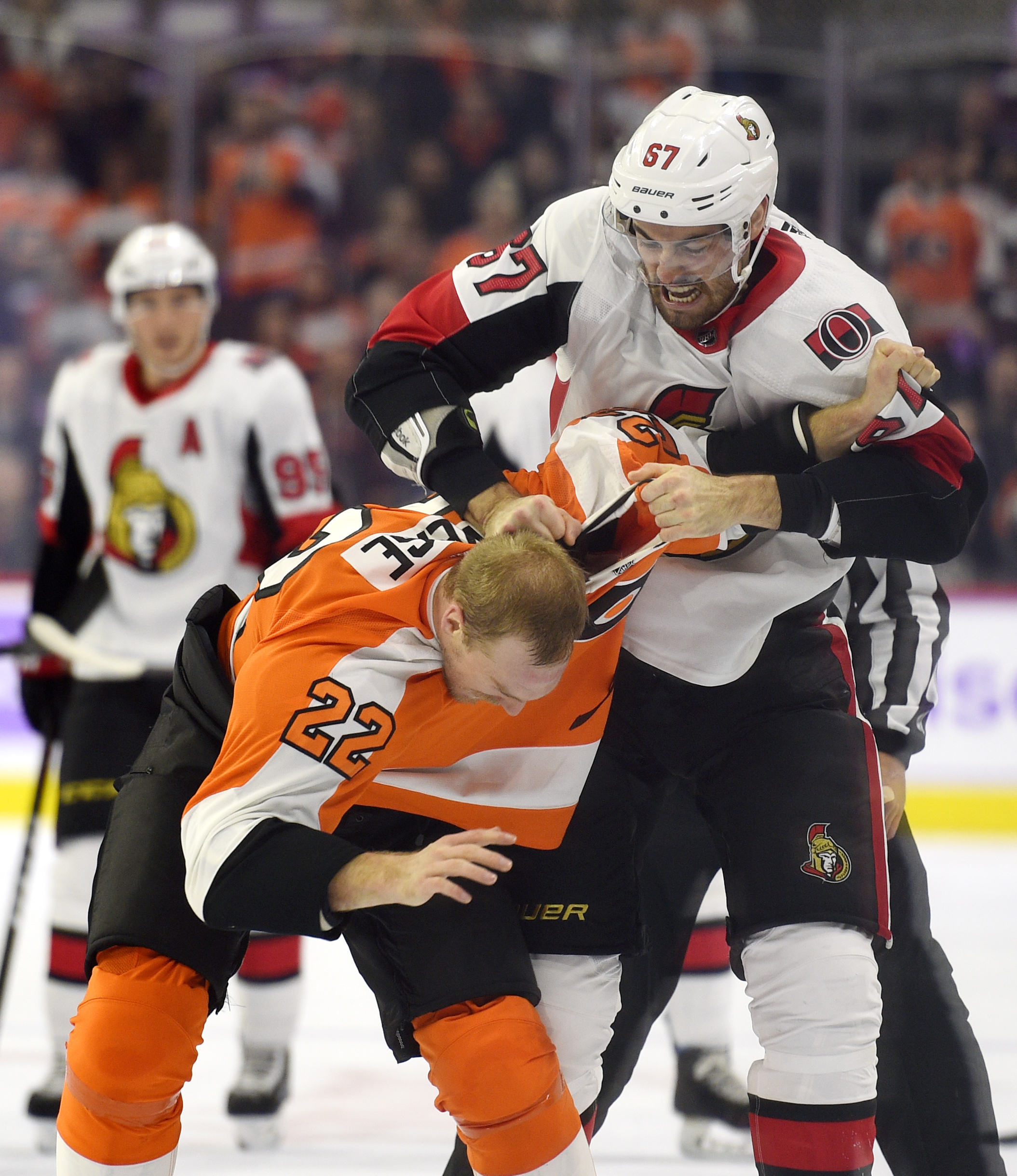Senators stun Flyers with 3 goals in 3rd for 4-3 victory