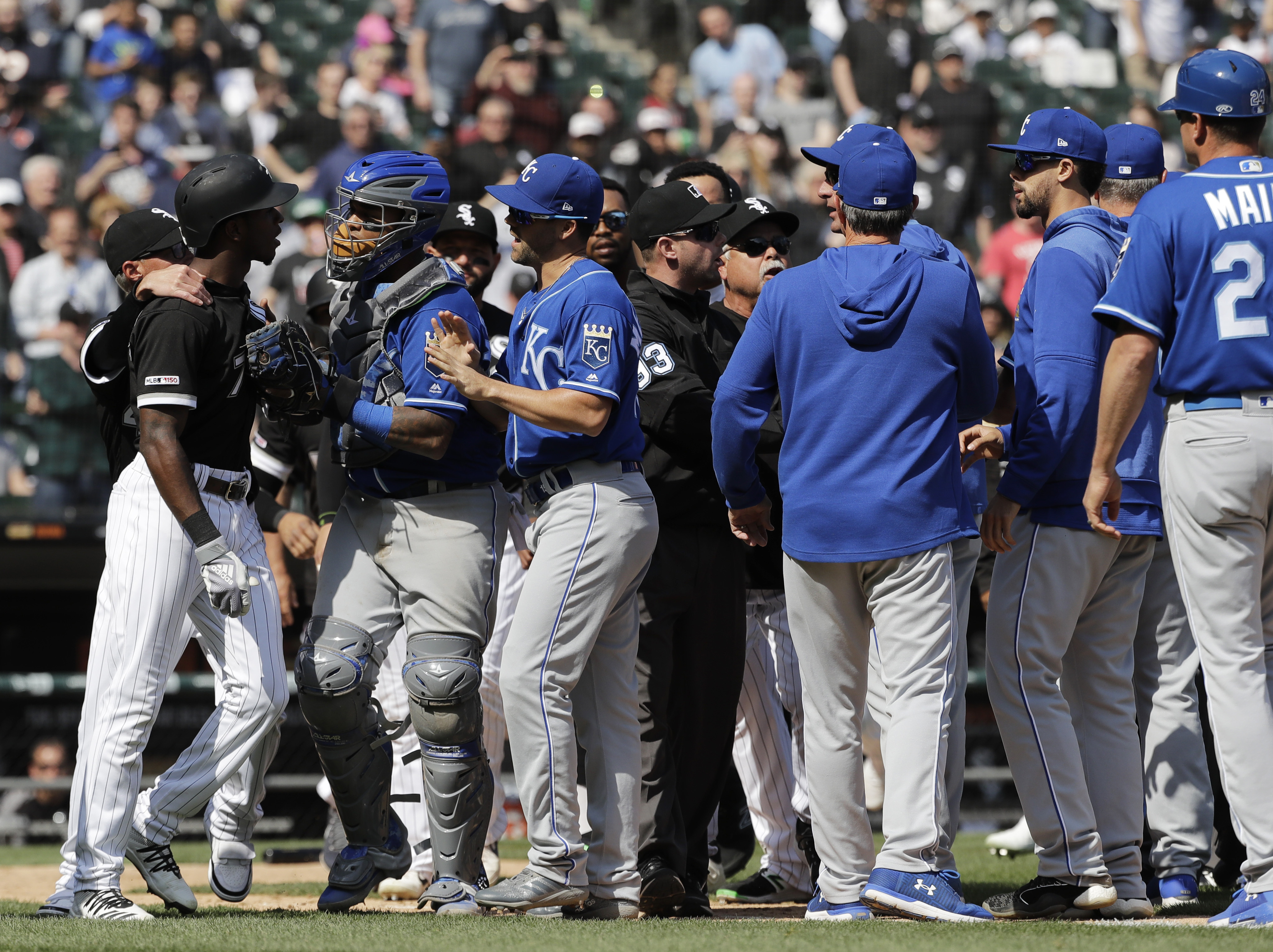 Royals hit Anderson after ChiSox SS flips bat; benches clear