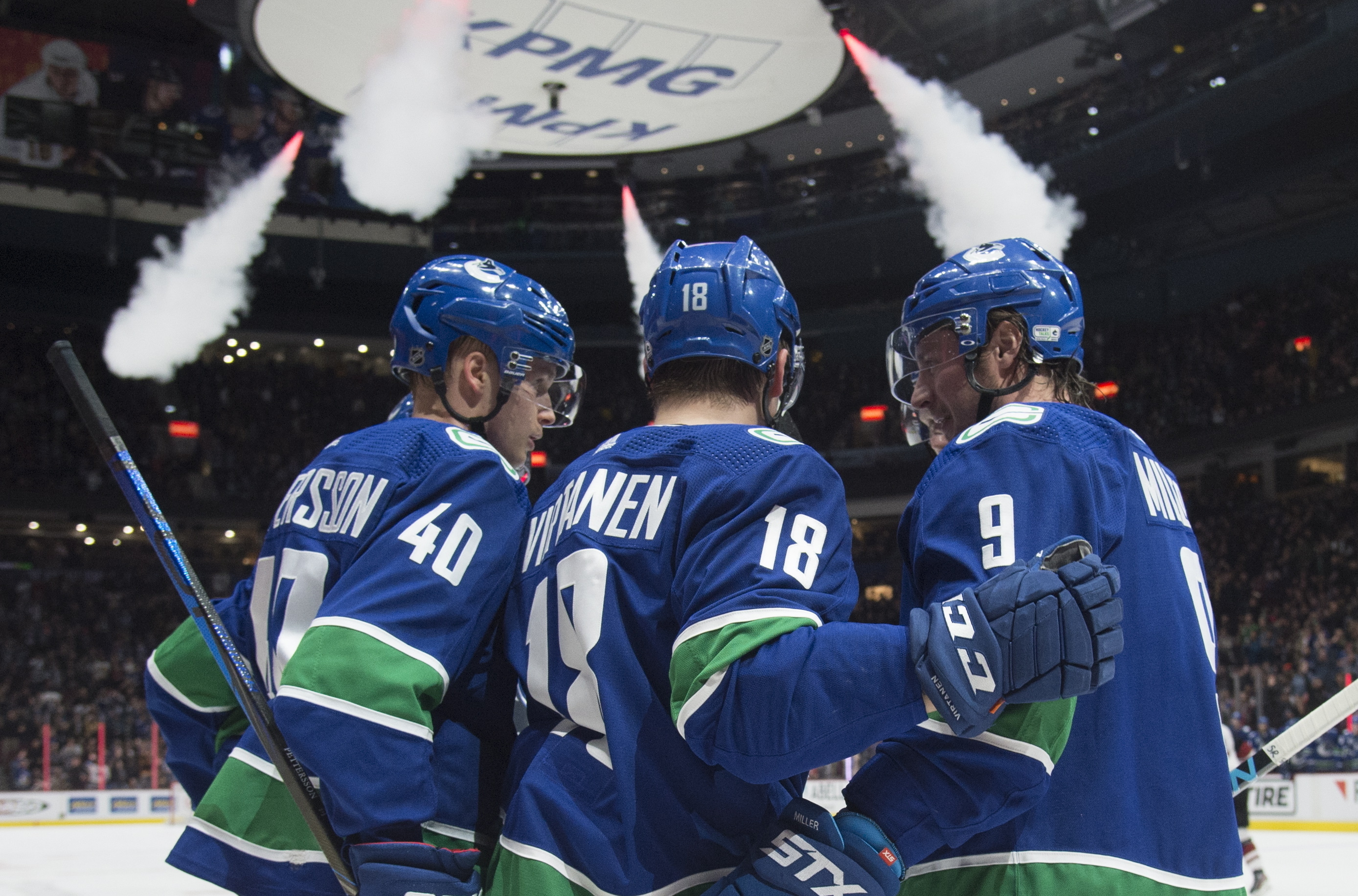 Virtanen, Markstrom lead Canucks over Coyotes 3-1