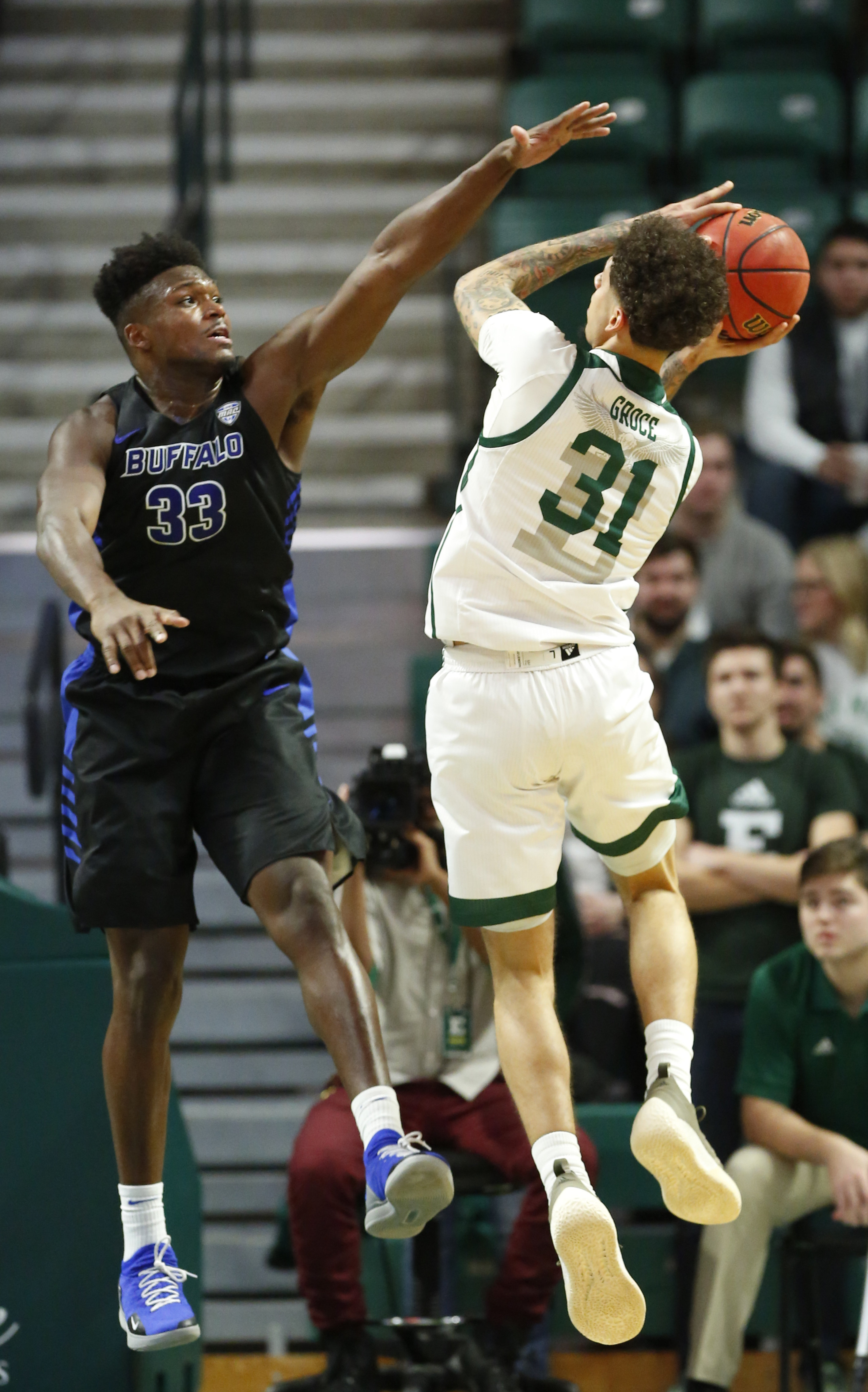 No. 20 Buffalo rolls in MAC opener, 74-58 over EMU