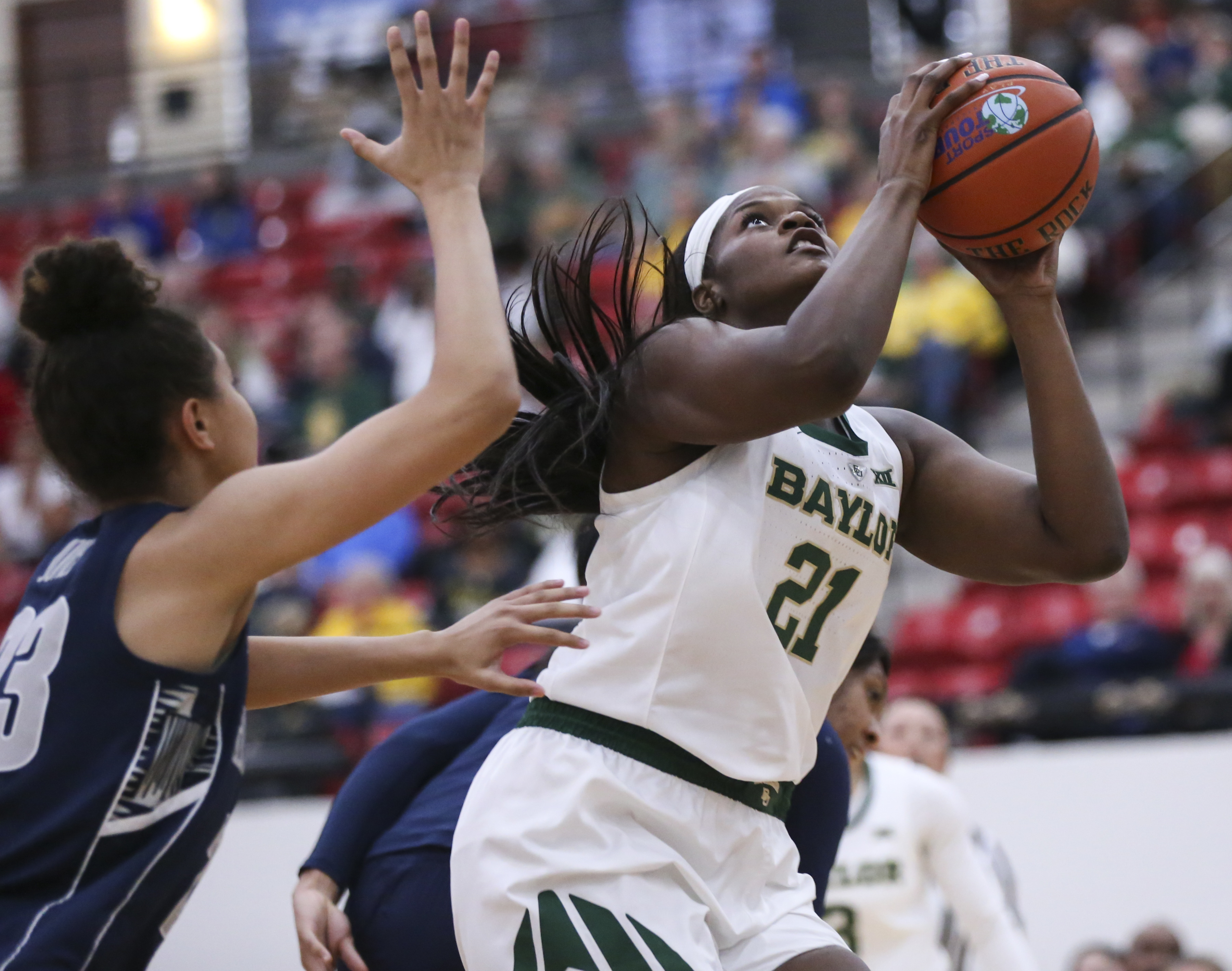 No. 4 Baylor blows past Georgetown for wire-to-wire victory