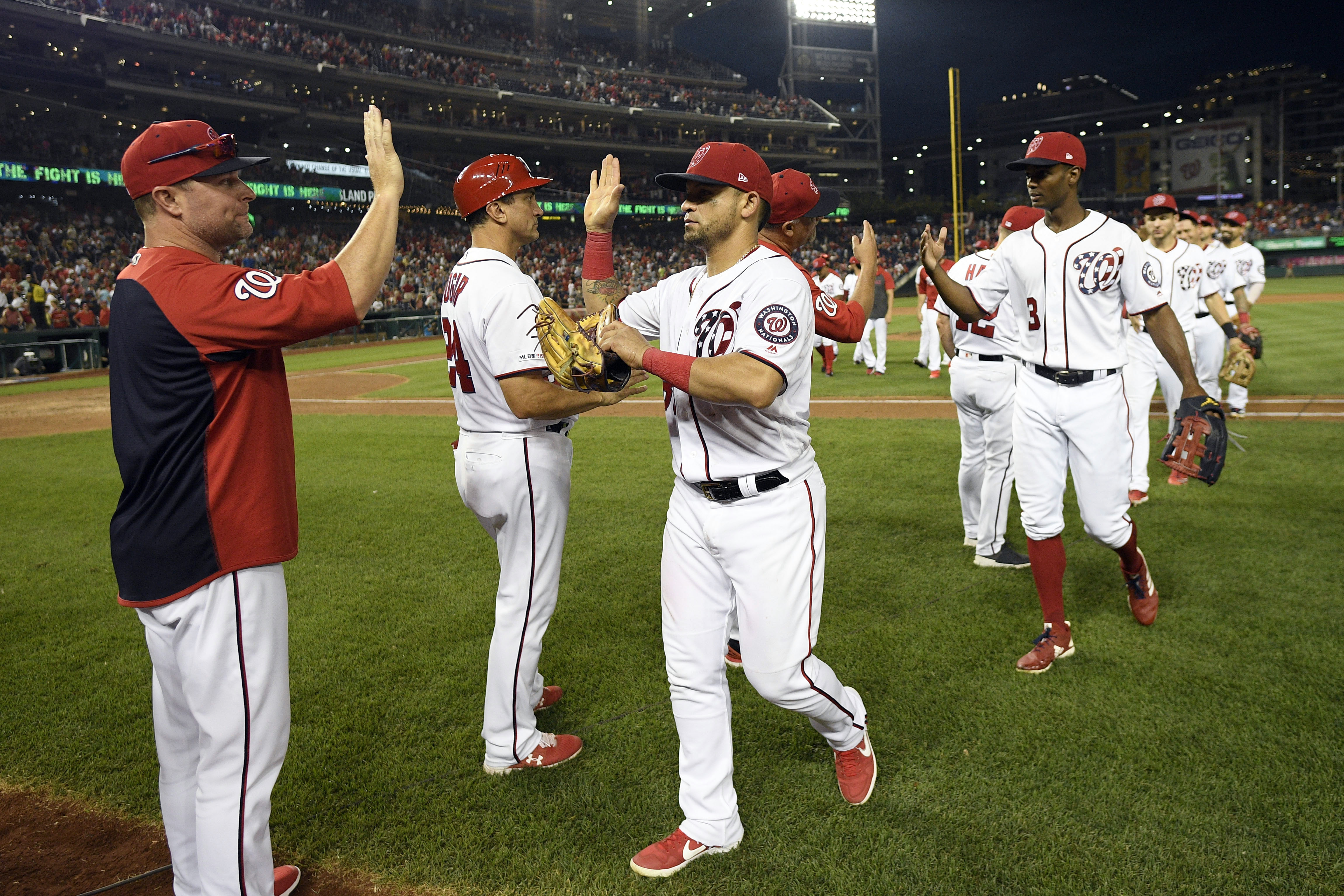 Nationals beat Indians 10-7, will host NL wild-card game