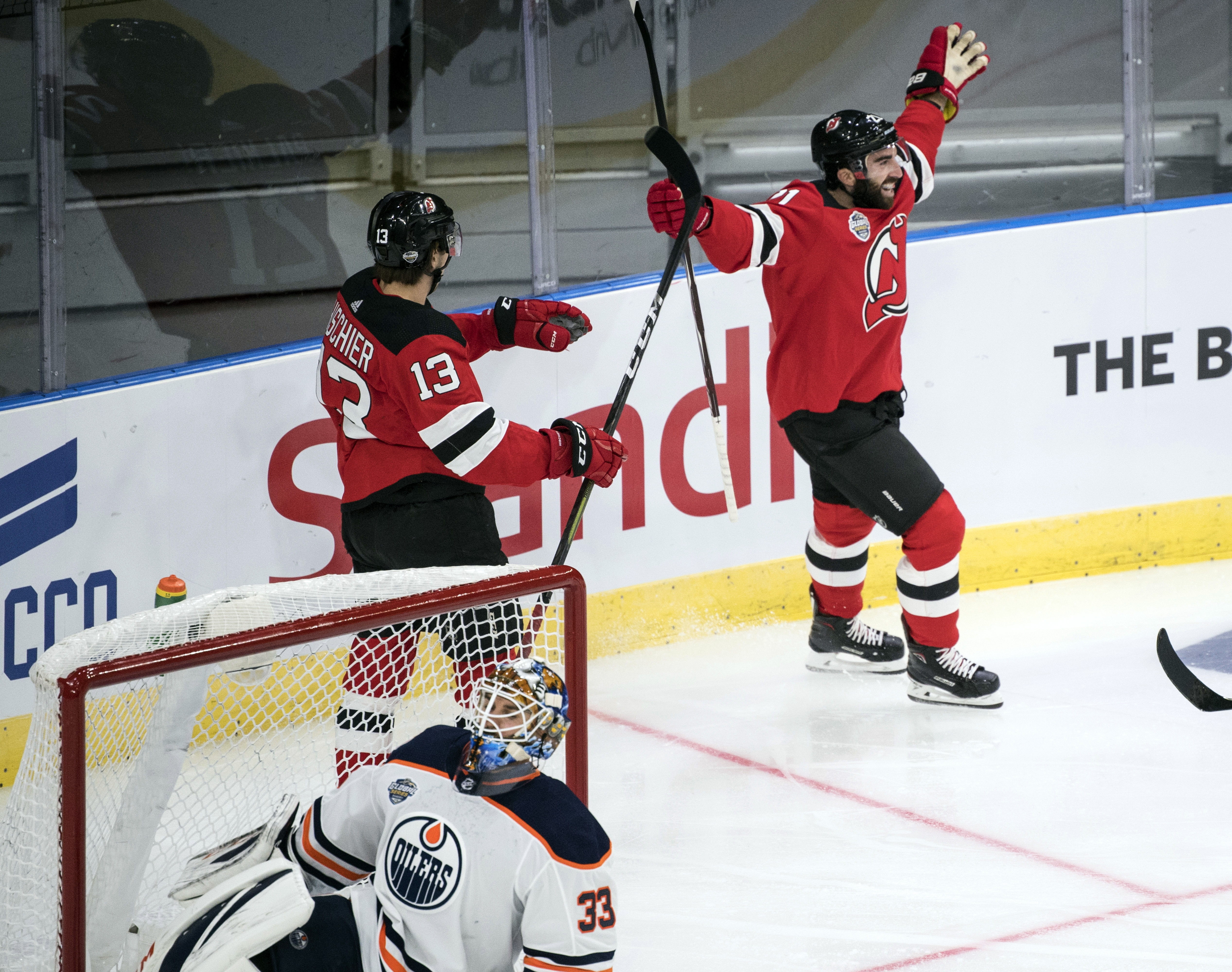 Palmieri, Zajac help Devils beat Oilers in Sweden
