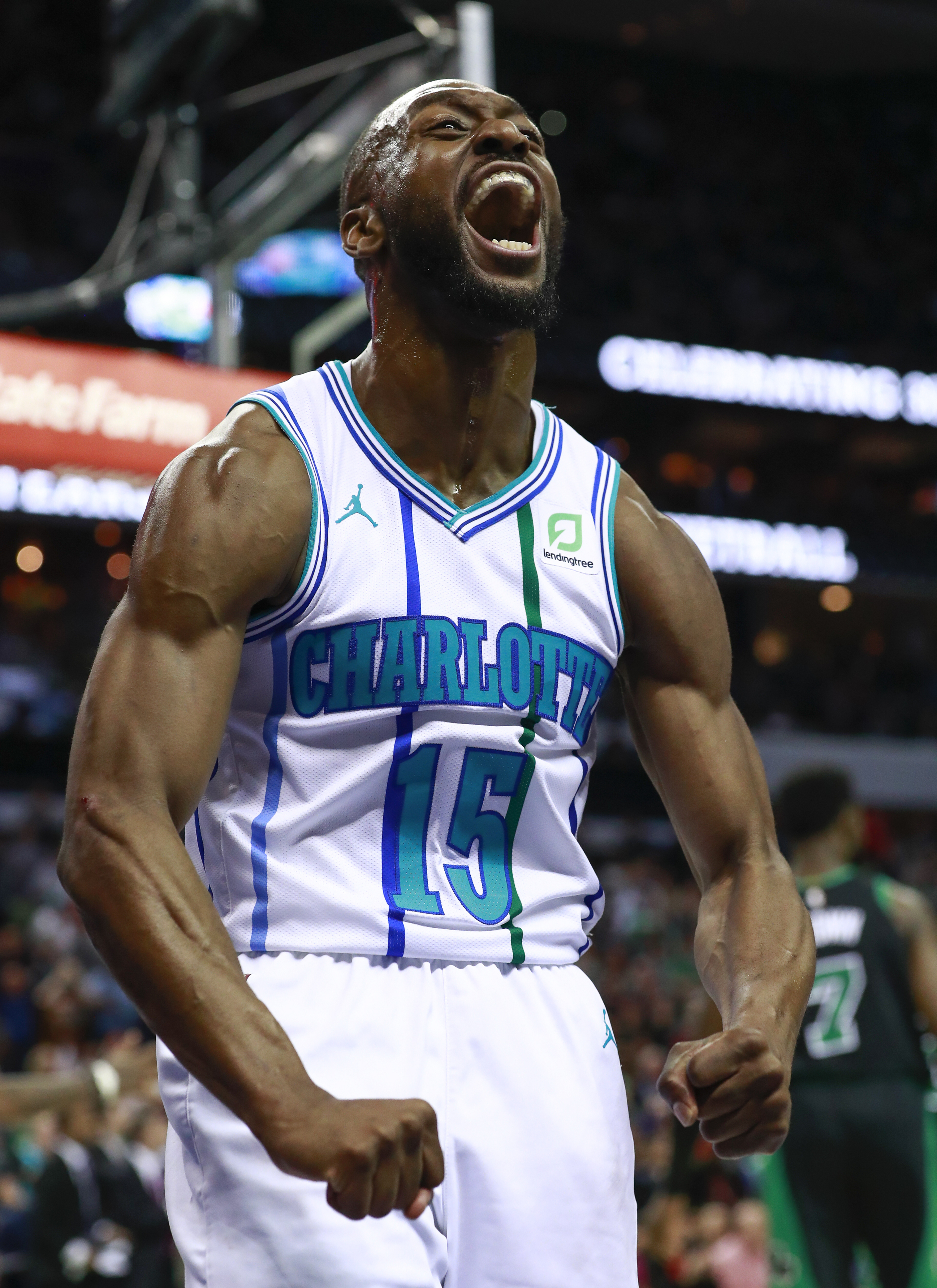 Walker sparks late rally, Hornets beat Boston 124-117