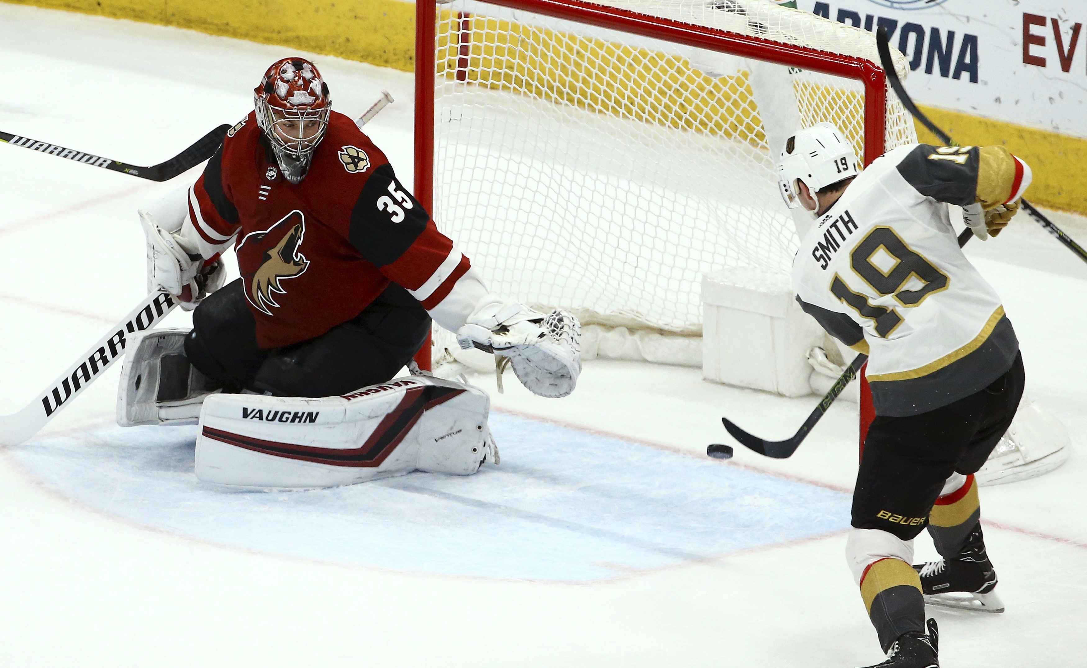 Pirri, Stastny help Golden Knights beat Coyotes 5-1