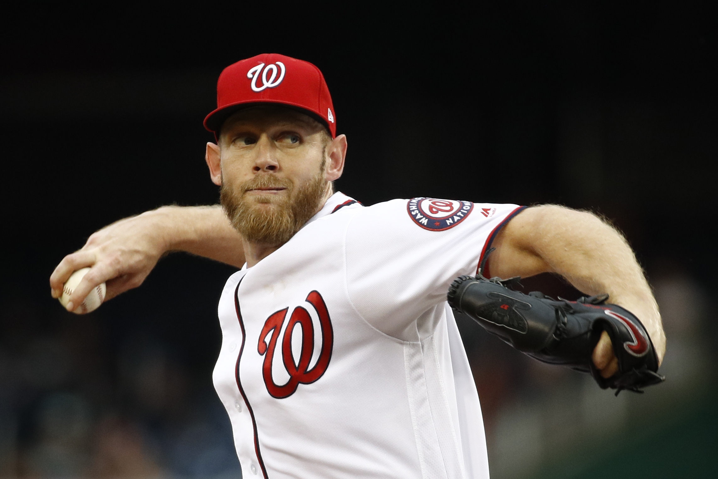 Strasburg, Nats sweep Phils in 5-game series, hold WC lead