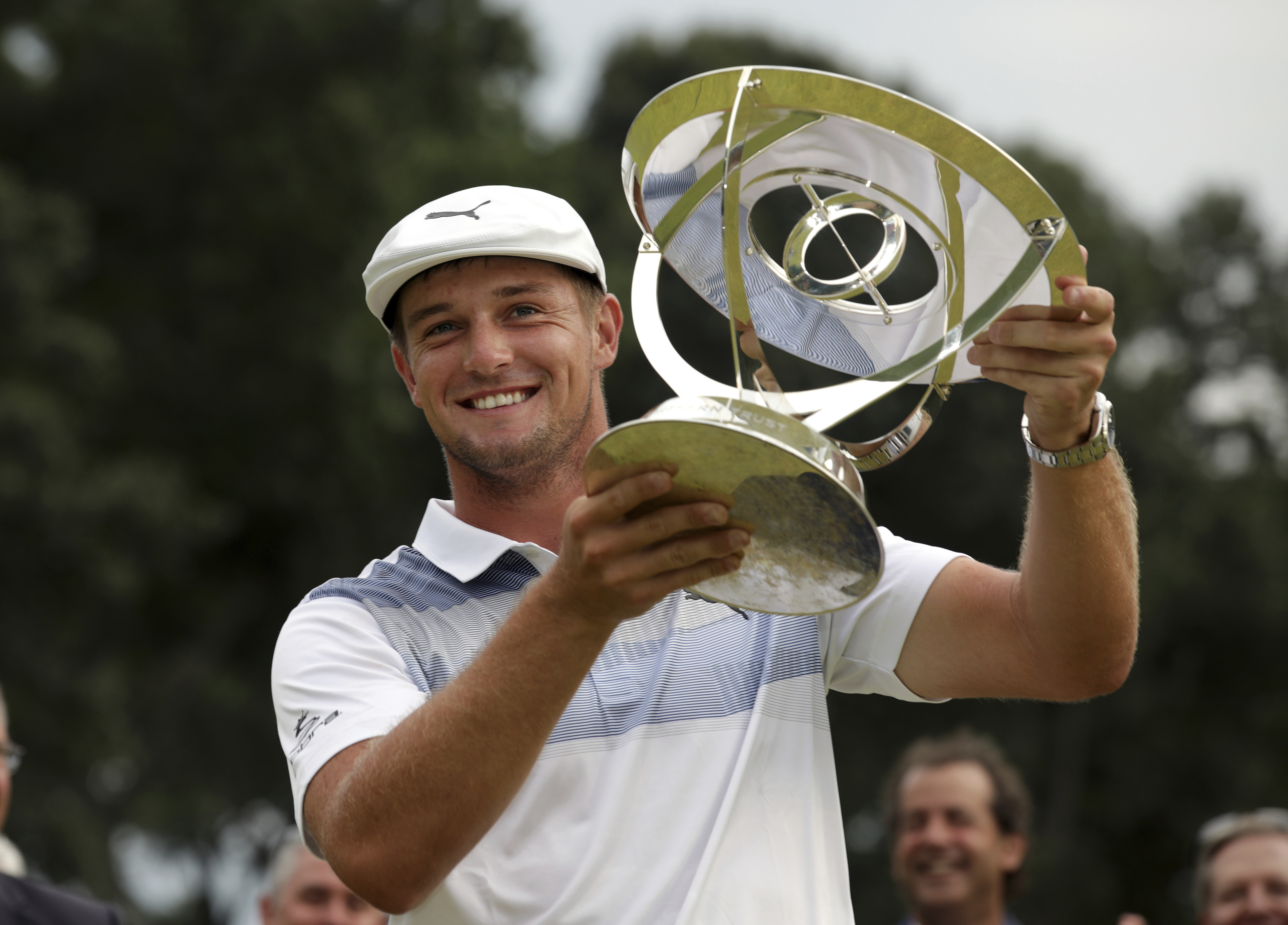 DeChambeau wins FedEx Cup opener; Henderson takes home title