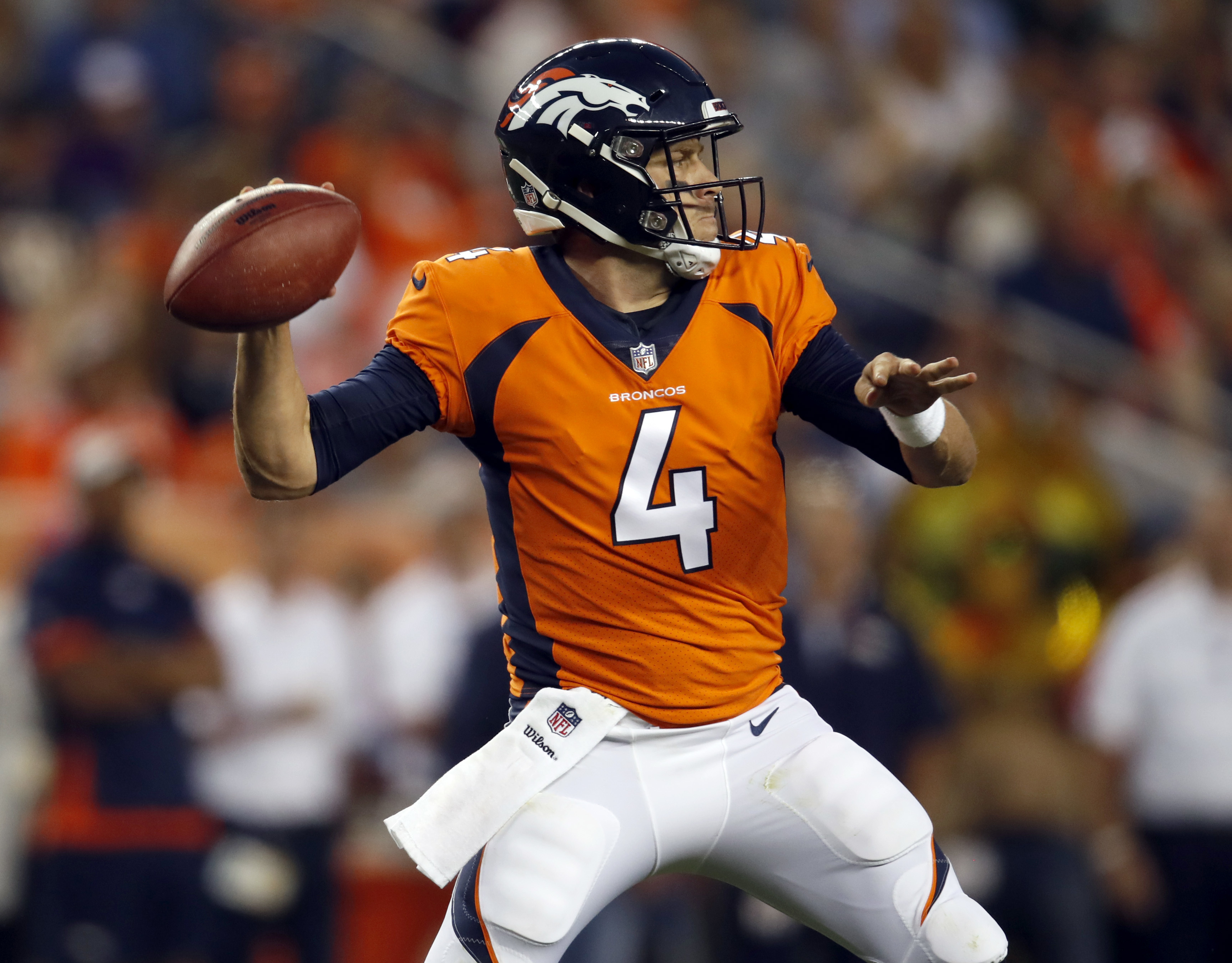 Keenum rebounds but Bears beat Broncos 24-23