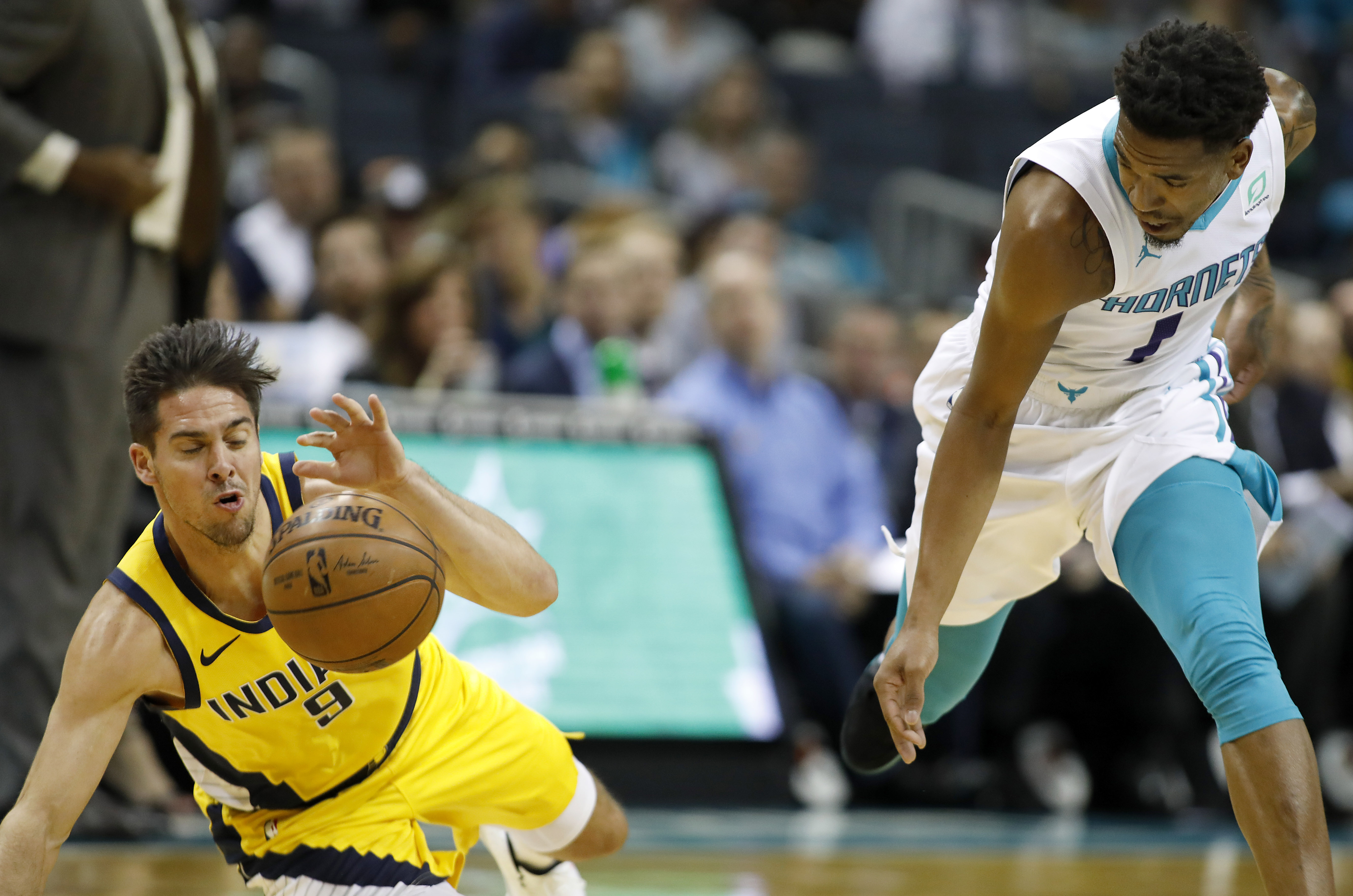 Graham, Biyombo lift Hornets past Pacers 122-120 in OT