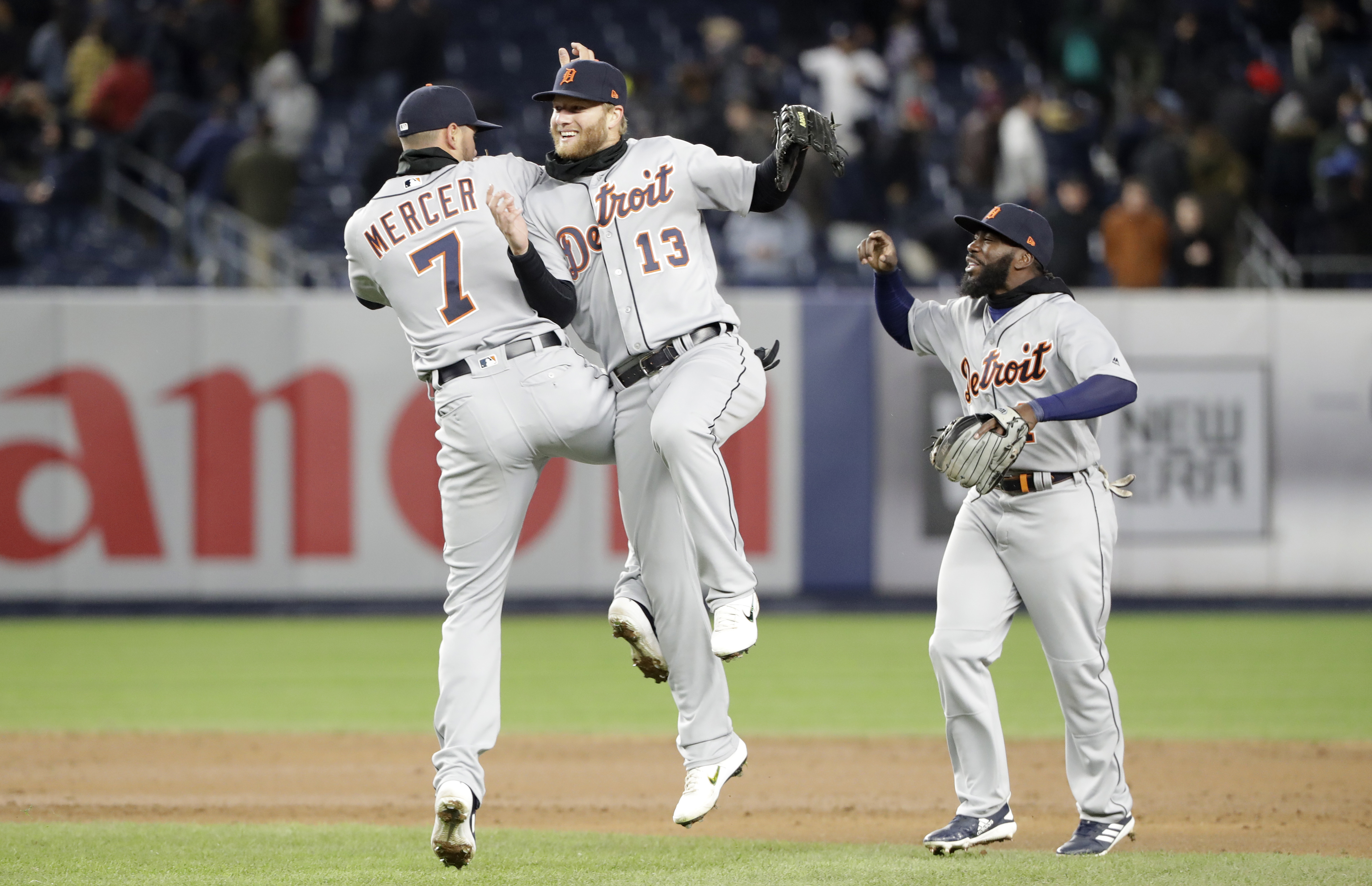 Peterson’s 1st MLB hit in 9th sends Tigers past Yankees 3-1