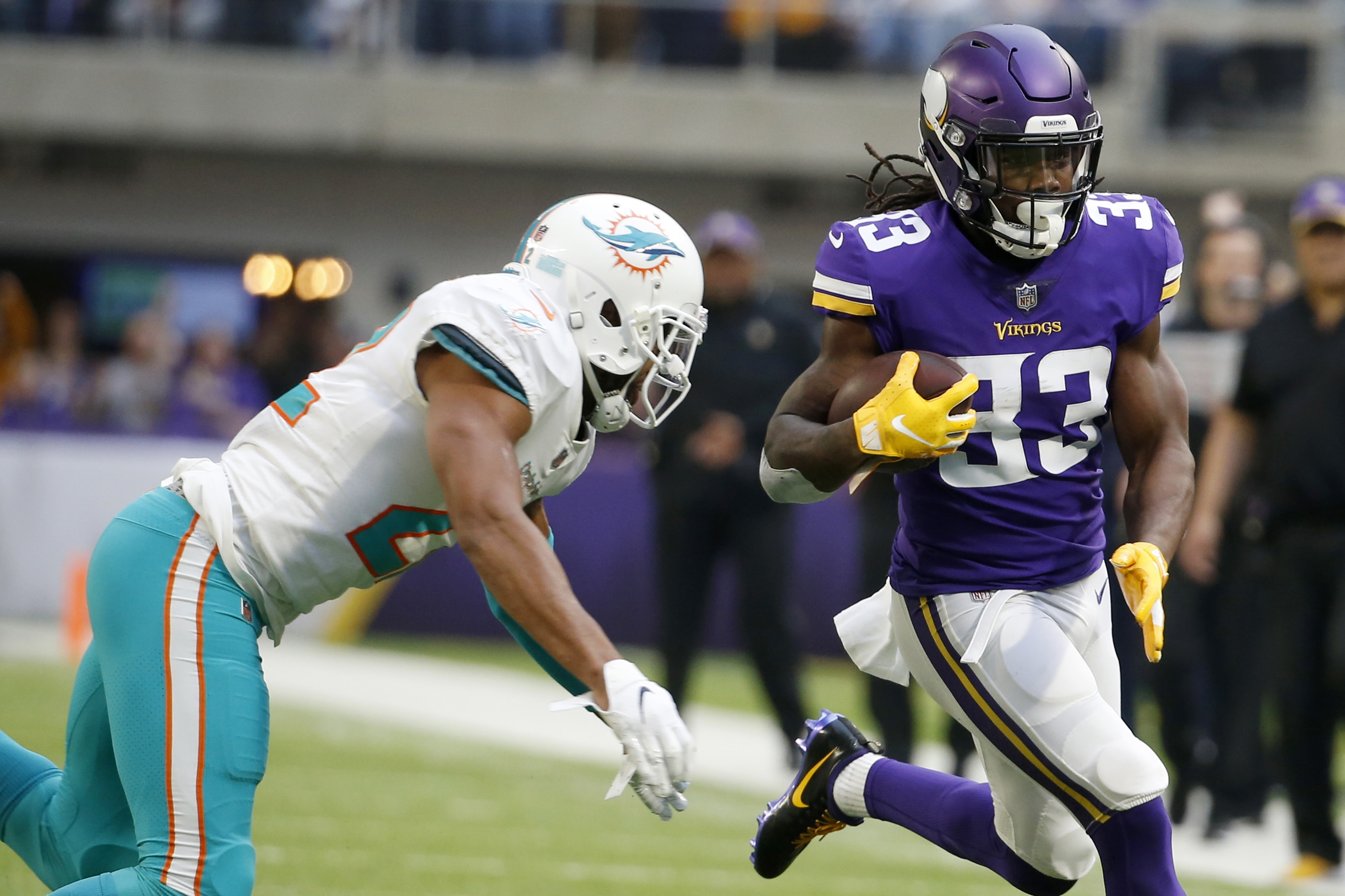 The Latest: Vikings off to good start with Stefanski