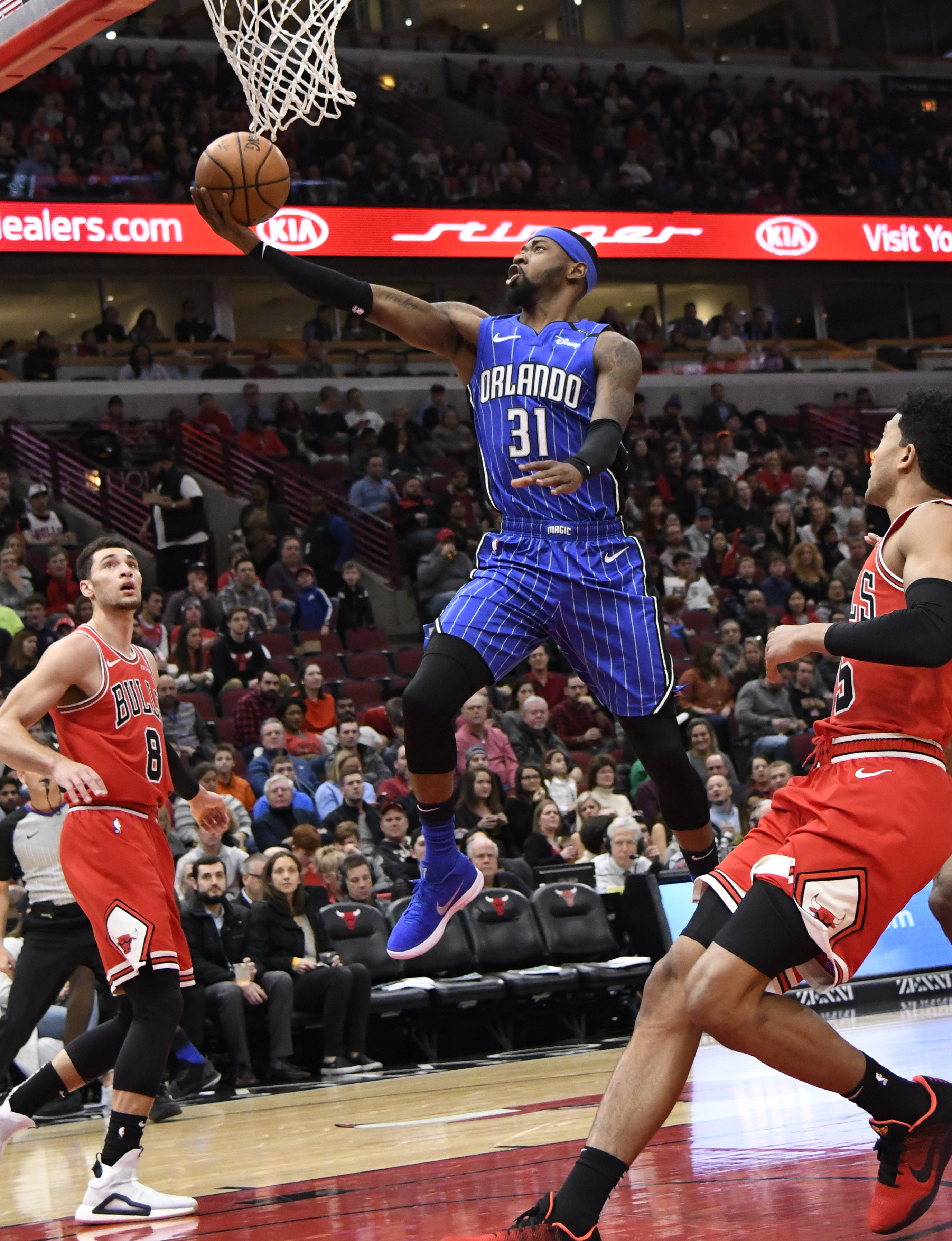 Vucevic leads Magic to 112-84 rout of Bulls