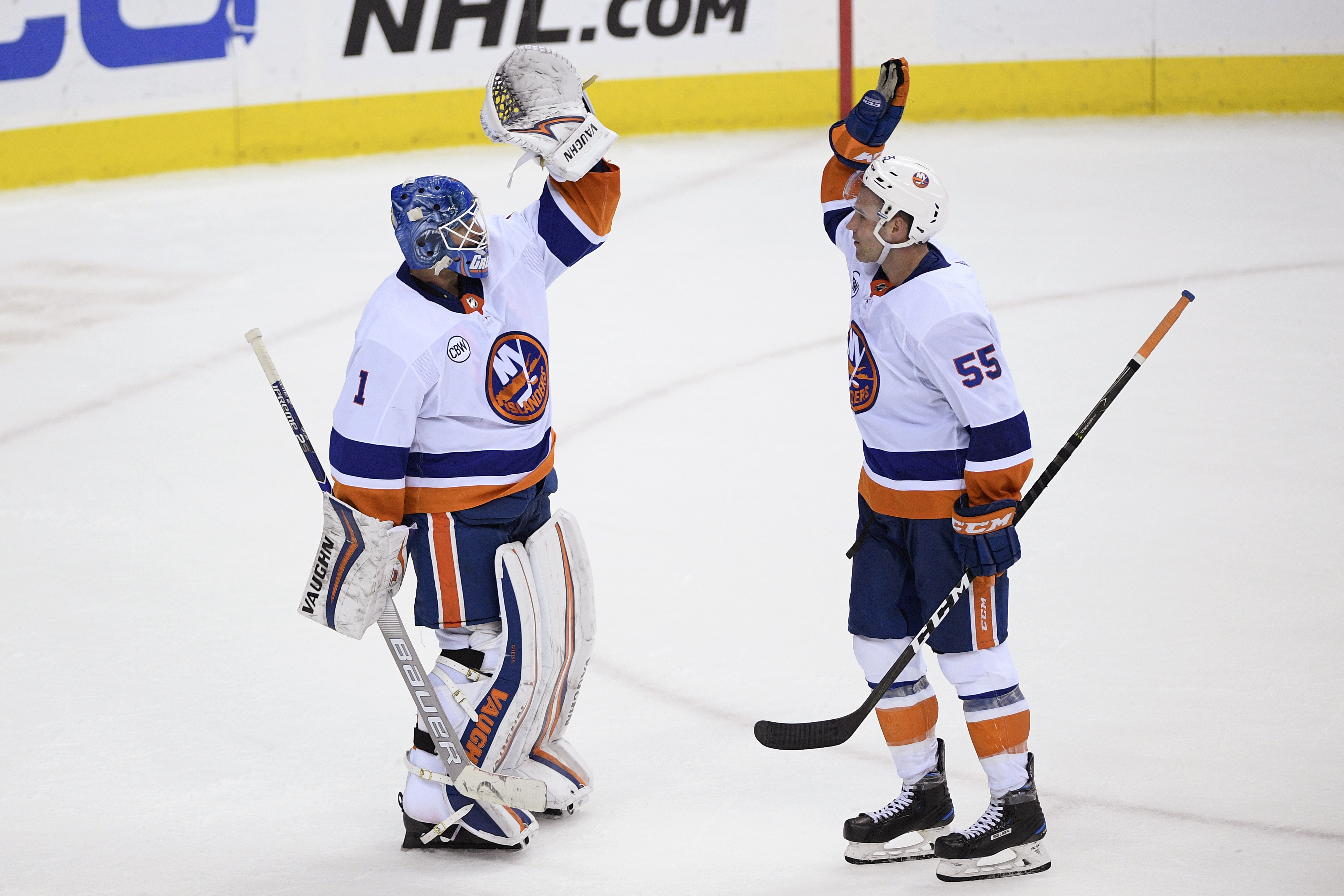 Islanders beat Capitals 2-0 in Trotz’s return to Washington