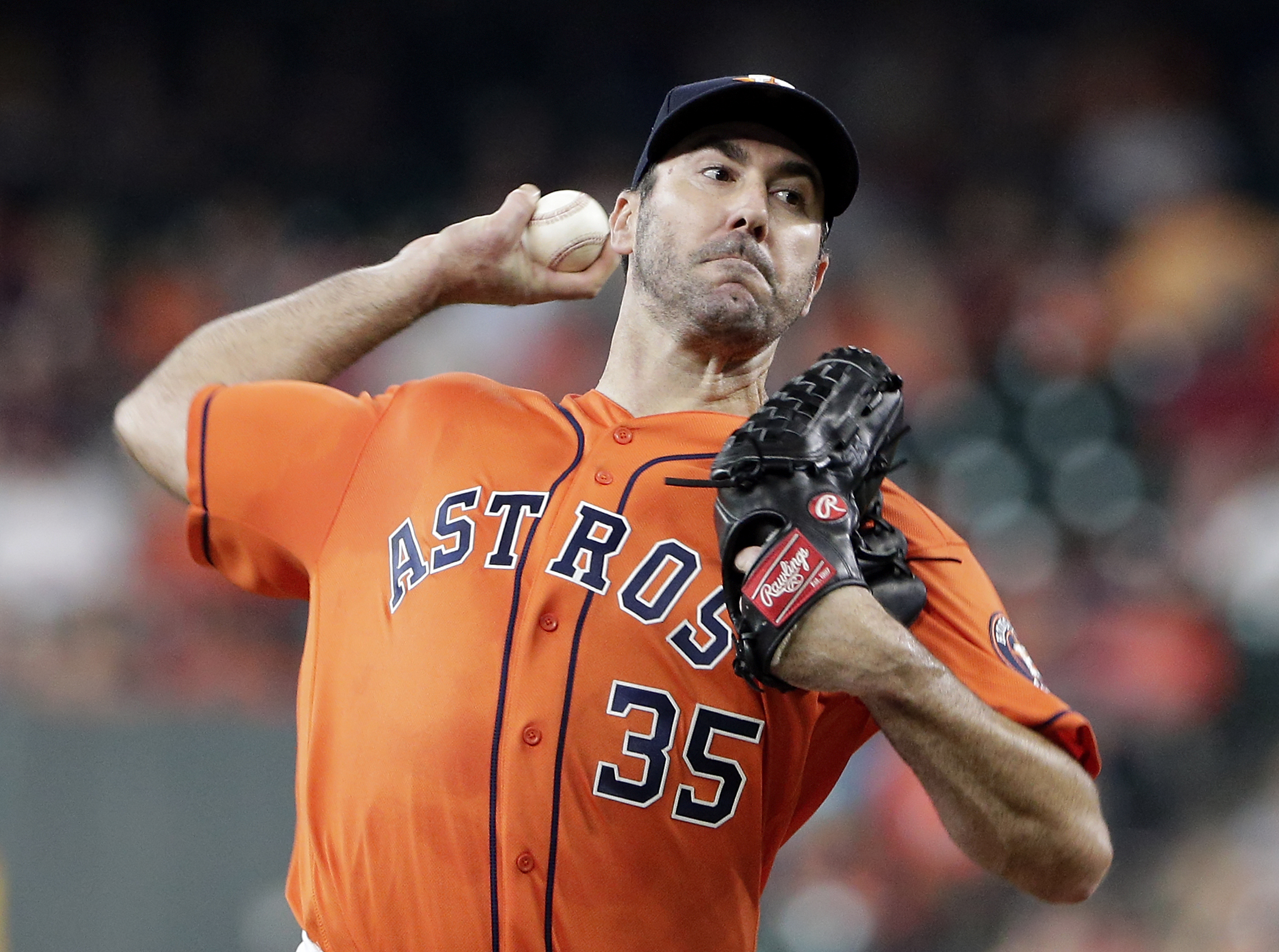 Verlander allows 1 hit in 7 innings, Astros beat Rangers 3-0