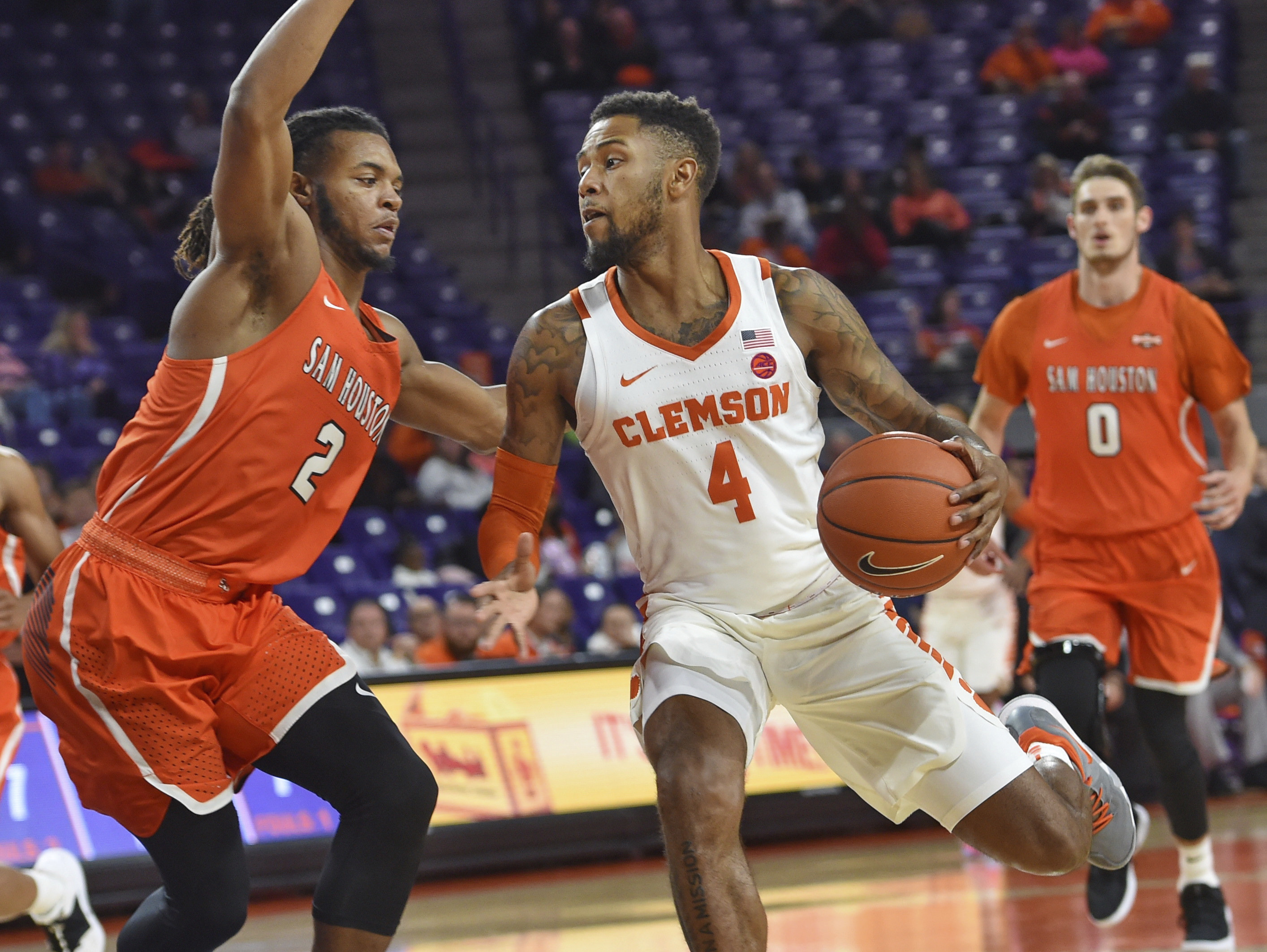 Reed’s 26 points help No. 19 Clemson beat Bearkats 74-59