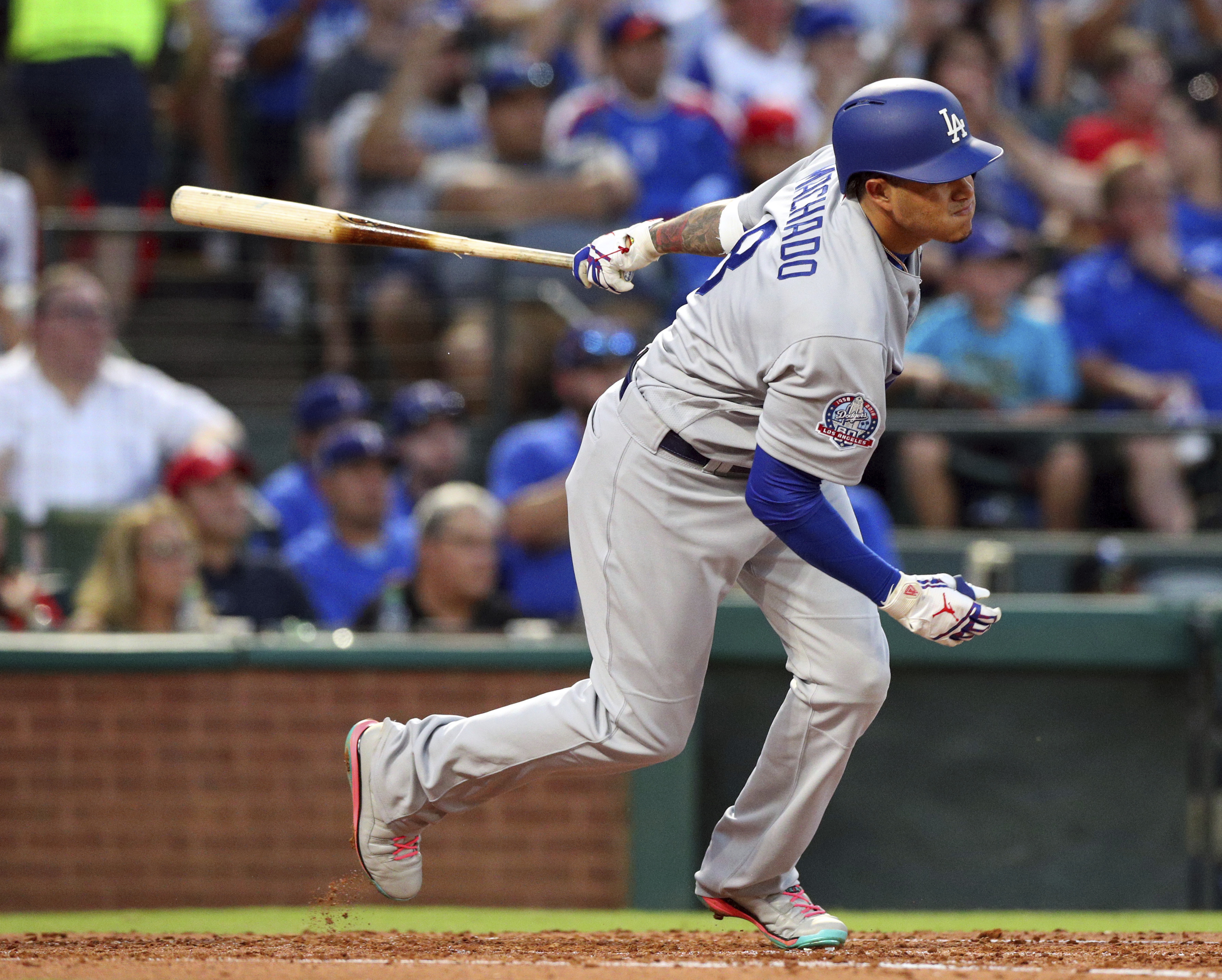 Machado 4 RBIs, Dozier HR for Dodgers in 8-4 win at Rangers