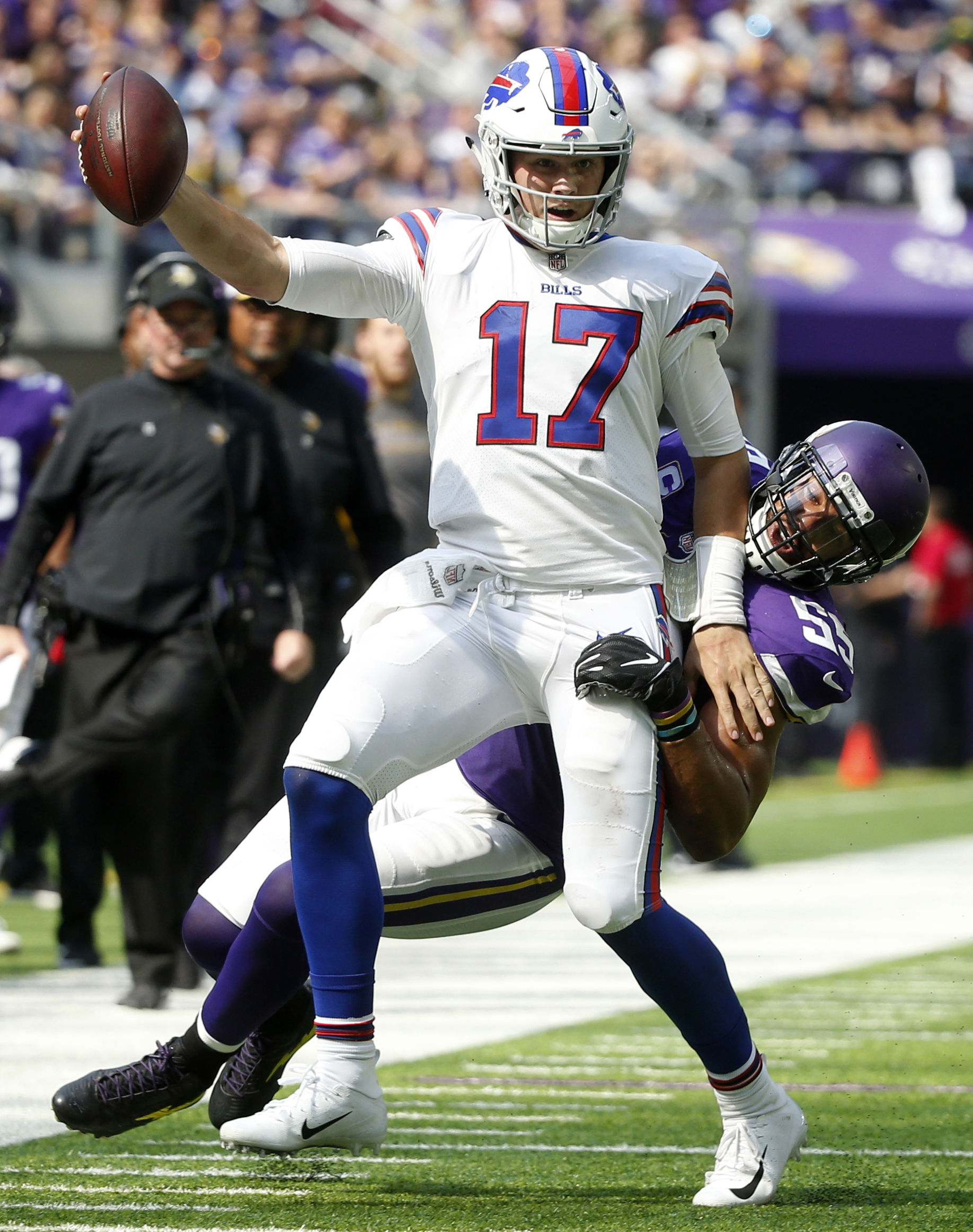 Underdog Bills unleash D on Cousins in 27-6 win vs. Vikings