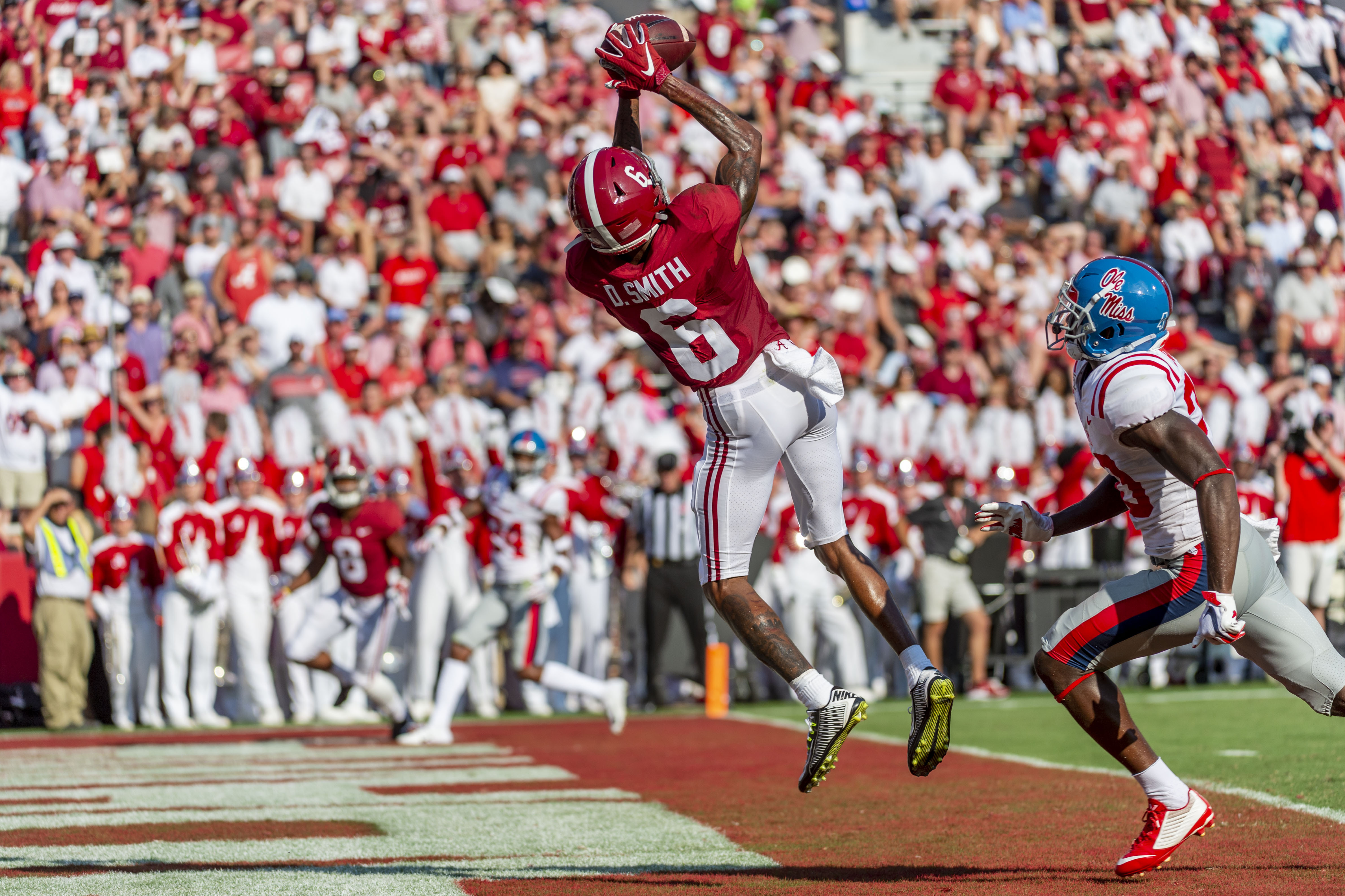 Tua, Smith lead No. 2 Alabama to 59-31 rout of Mississippi