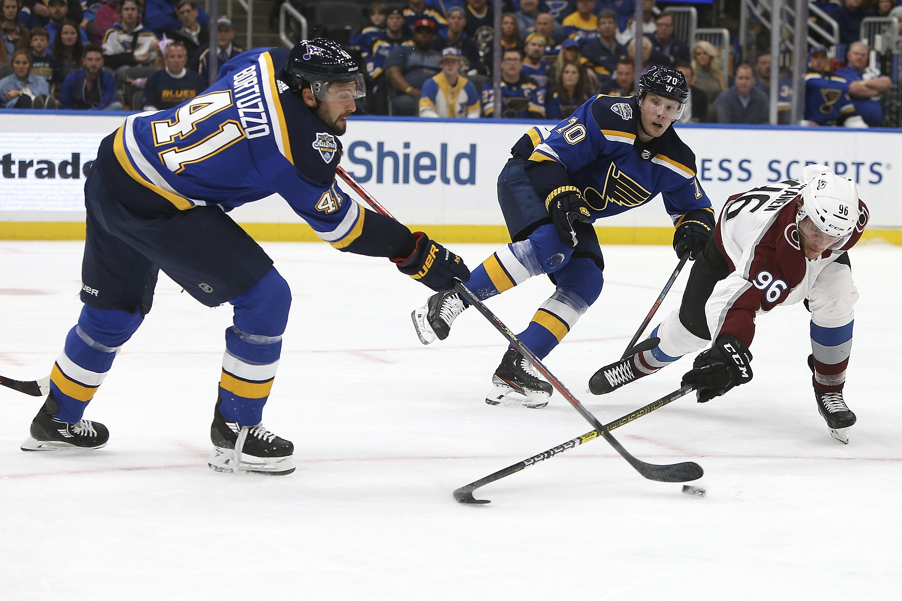 Tarasenko leads Blues past Avalanche to snap four-game skid