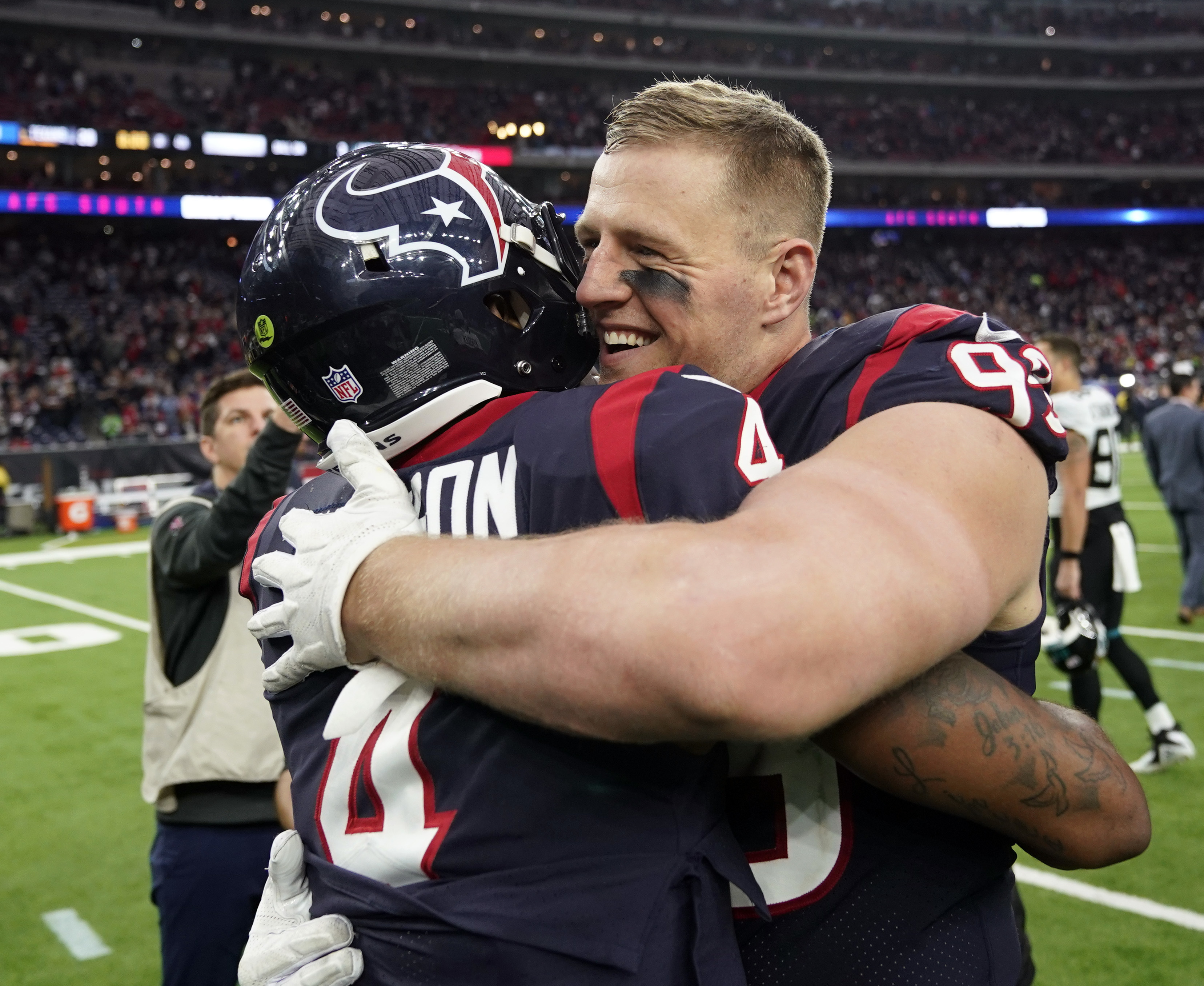 Texans win AFC South, Patriots earn wild-card bye