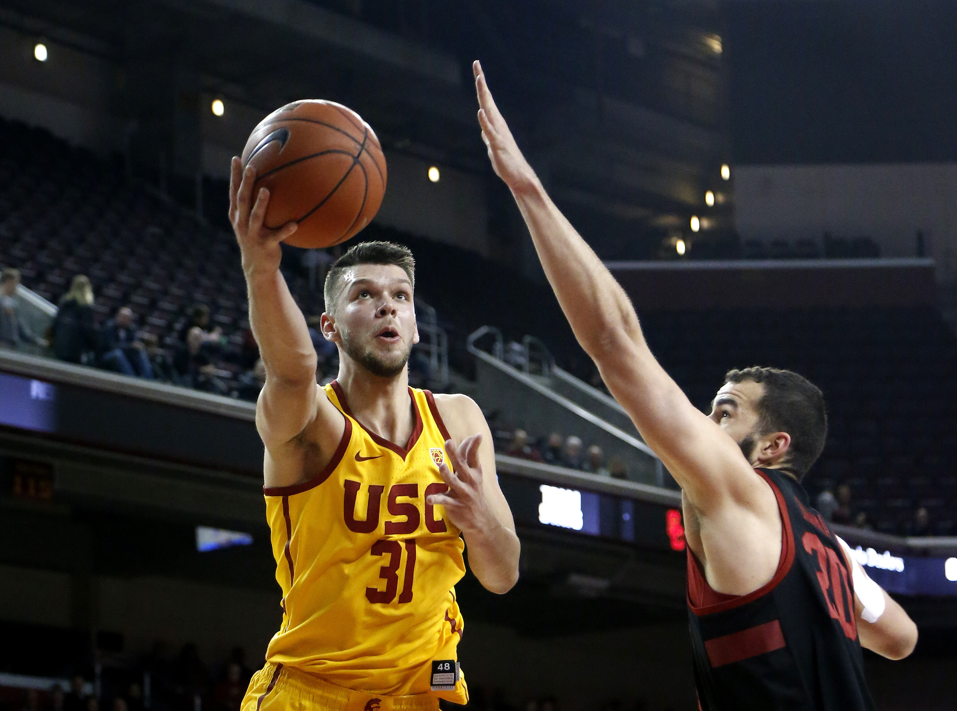 USC Edges Stanford for first 2-0 conference start in 10 year