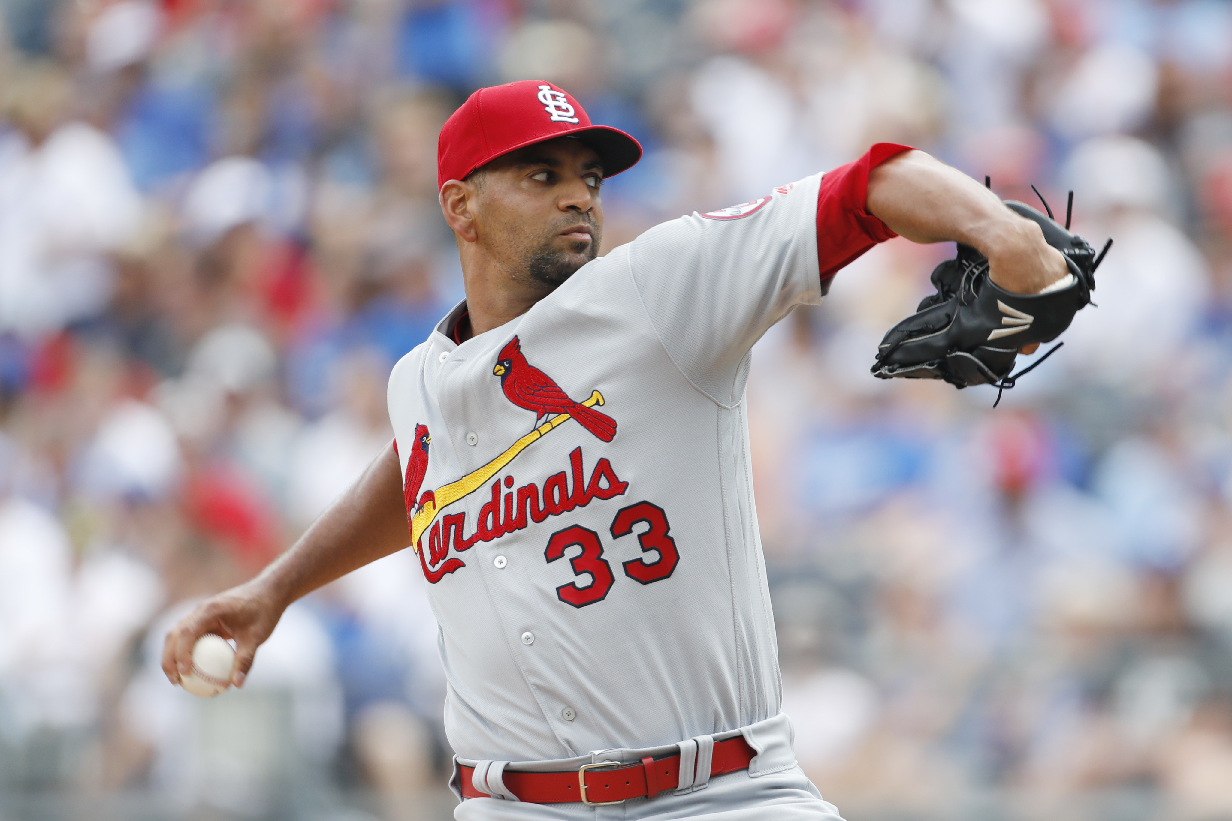 Cardinals rally to beat Royals 8-2 for 5th straight win