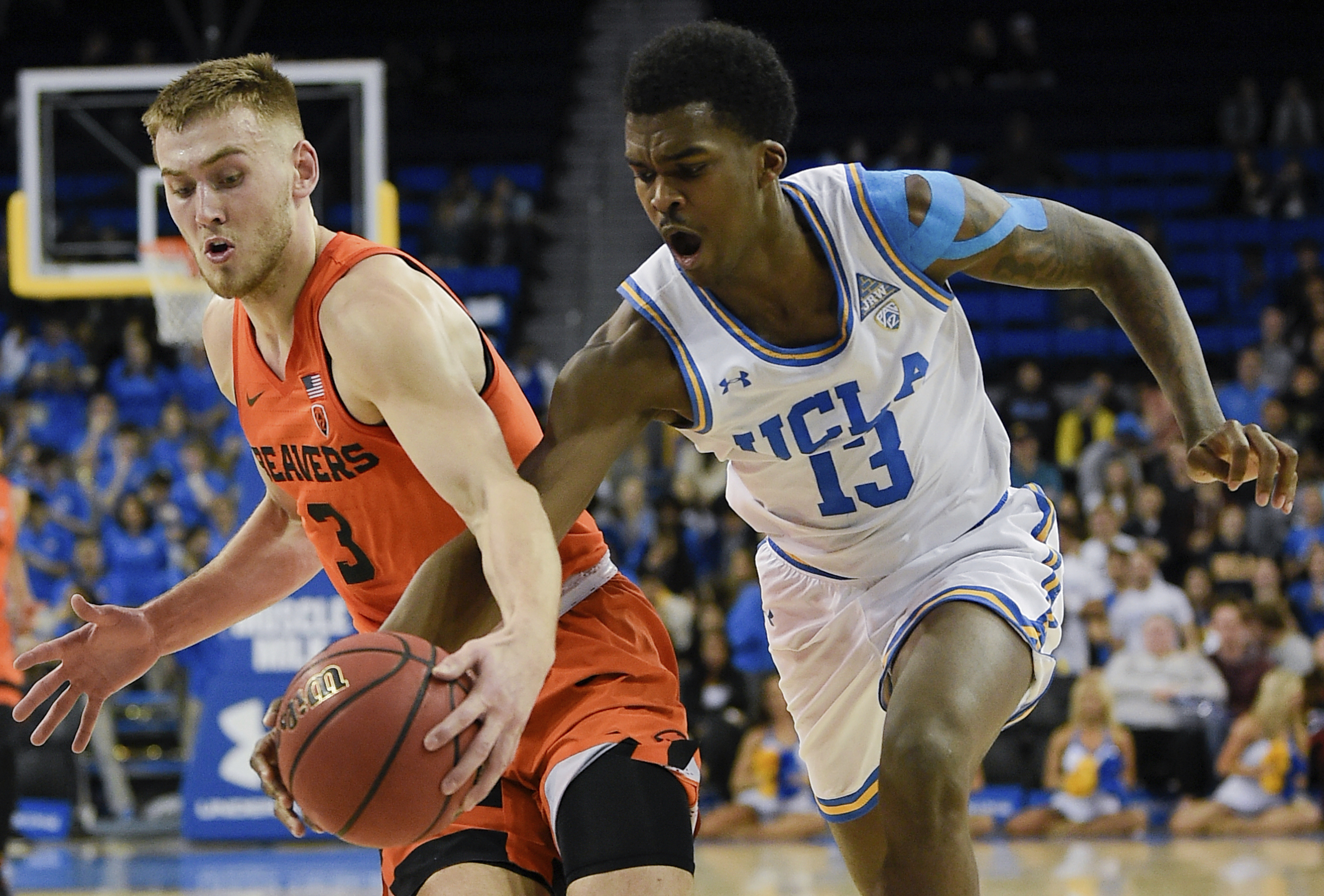 UCLA hangs on to beat Oregon State 68-67 after blowing lead