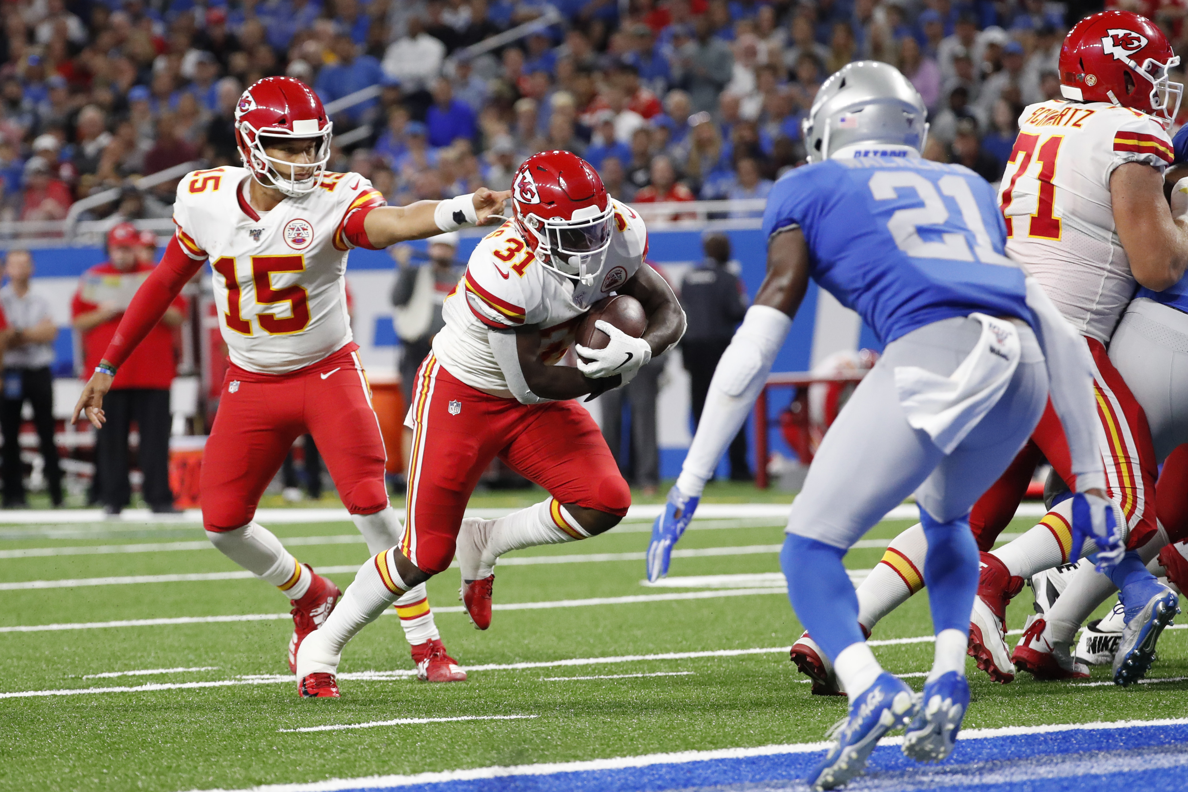 Chiefs find ways to win when Mahomes is just a little off