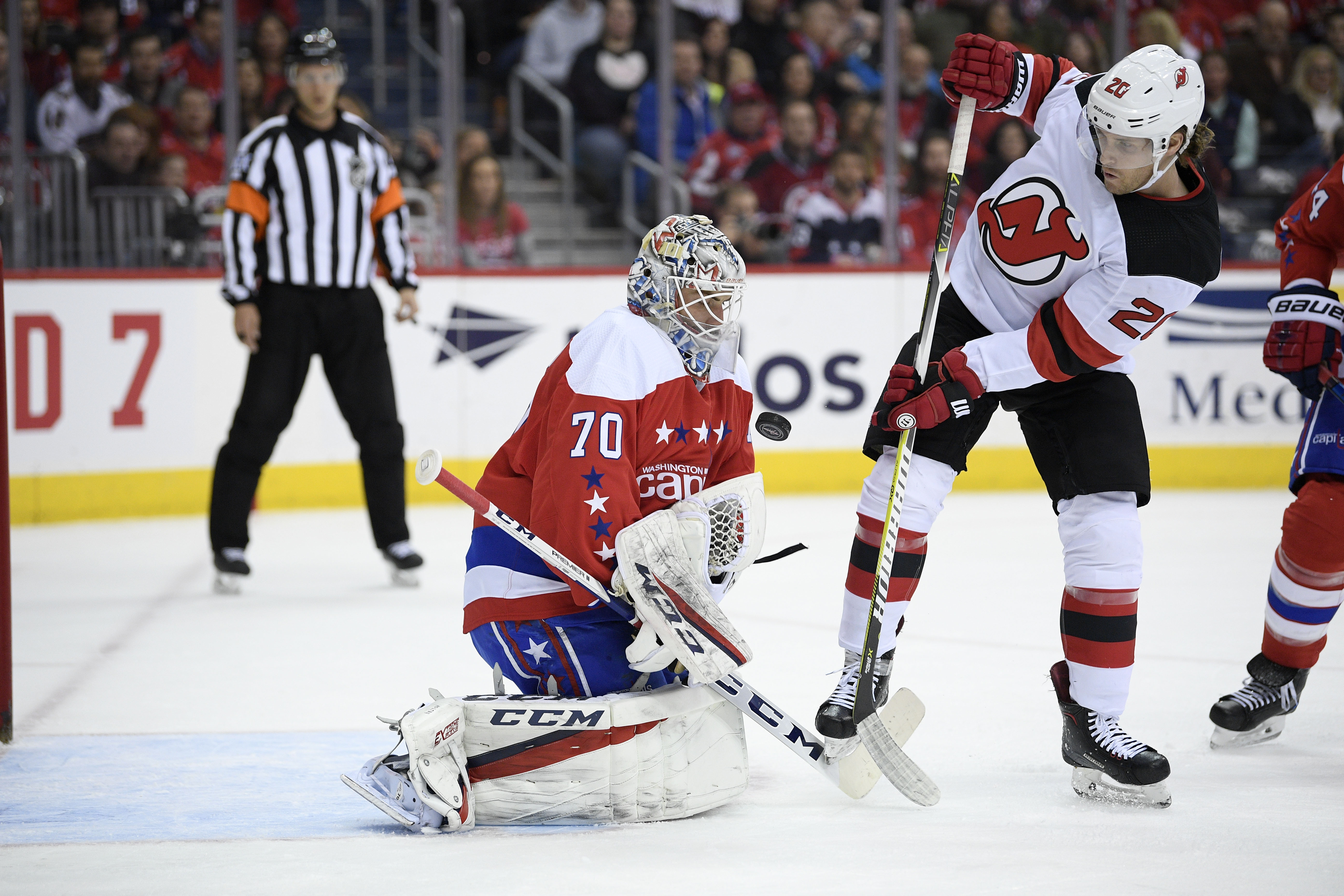 Holtby says he won't go with Capitals to White House