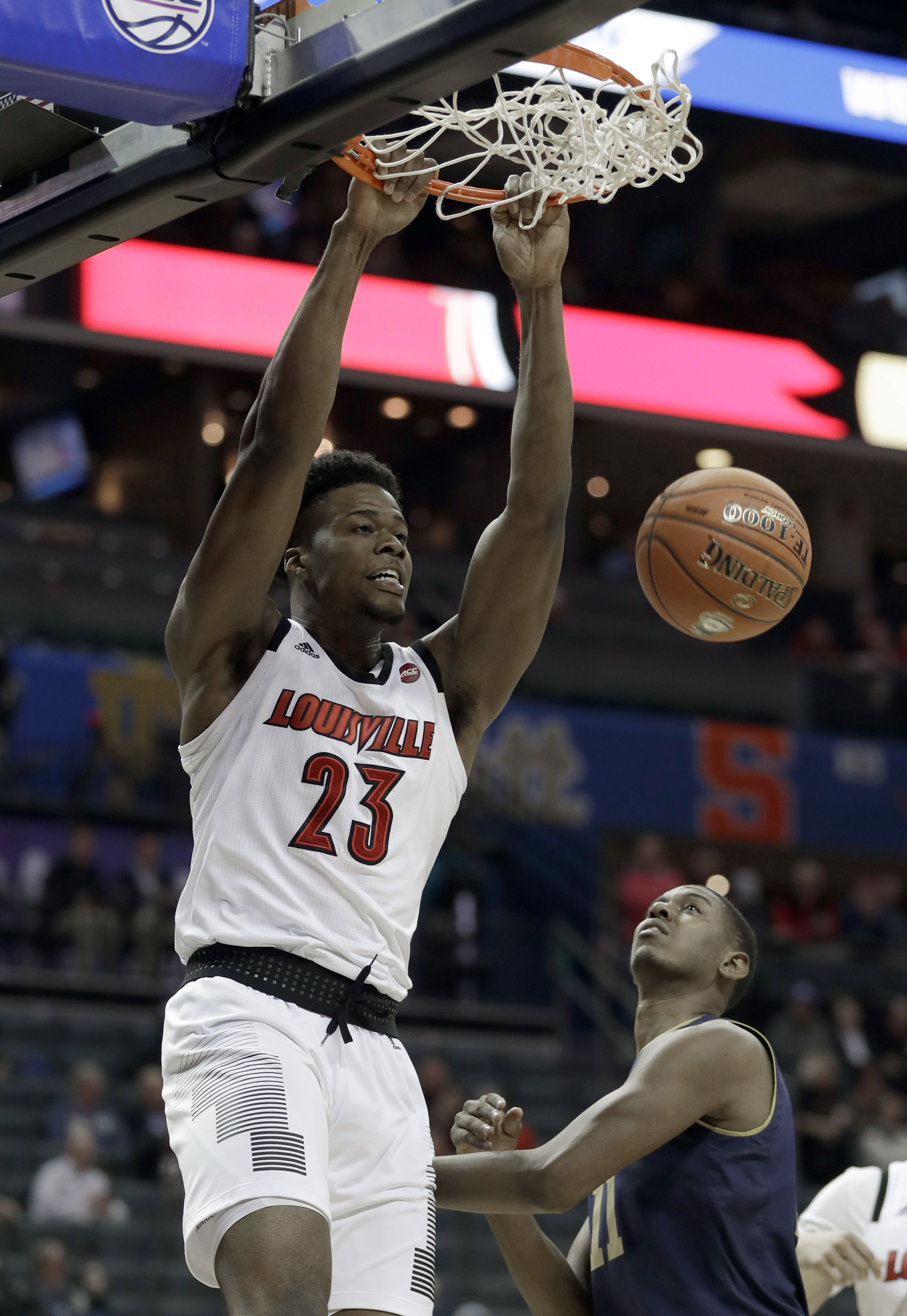 Nwora scores 24, Louisville tops Notre Dame 75-53