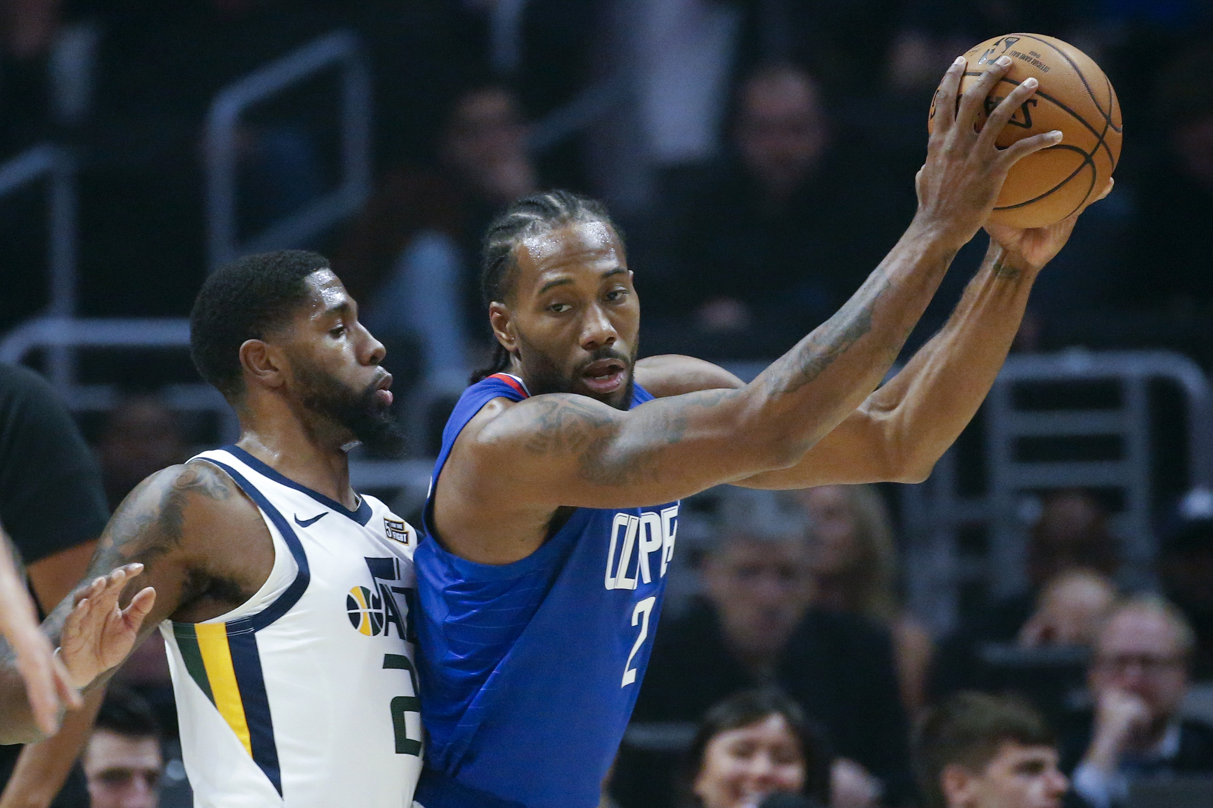 Leonard's big fourth quarter lifts Clippers over Jazz