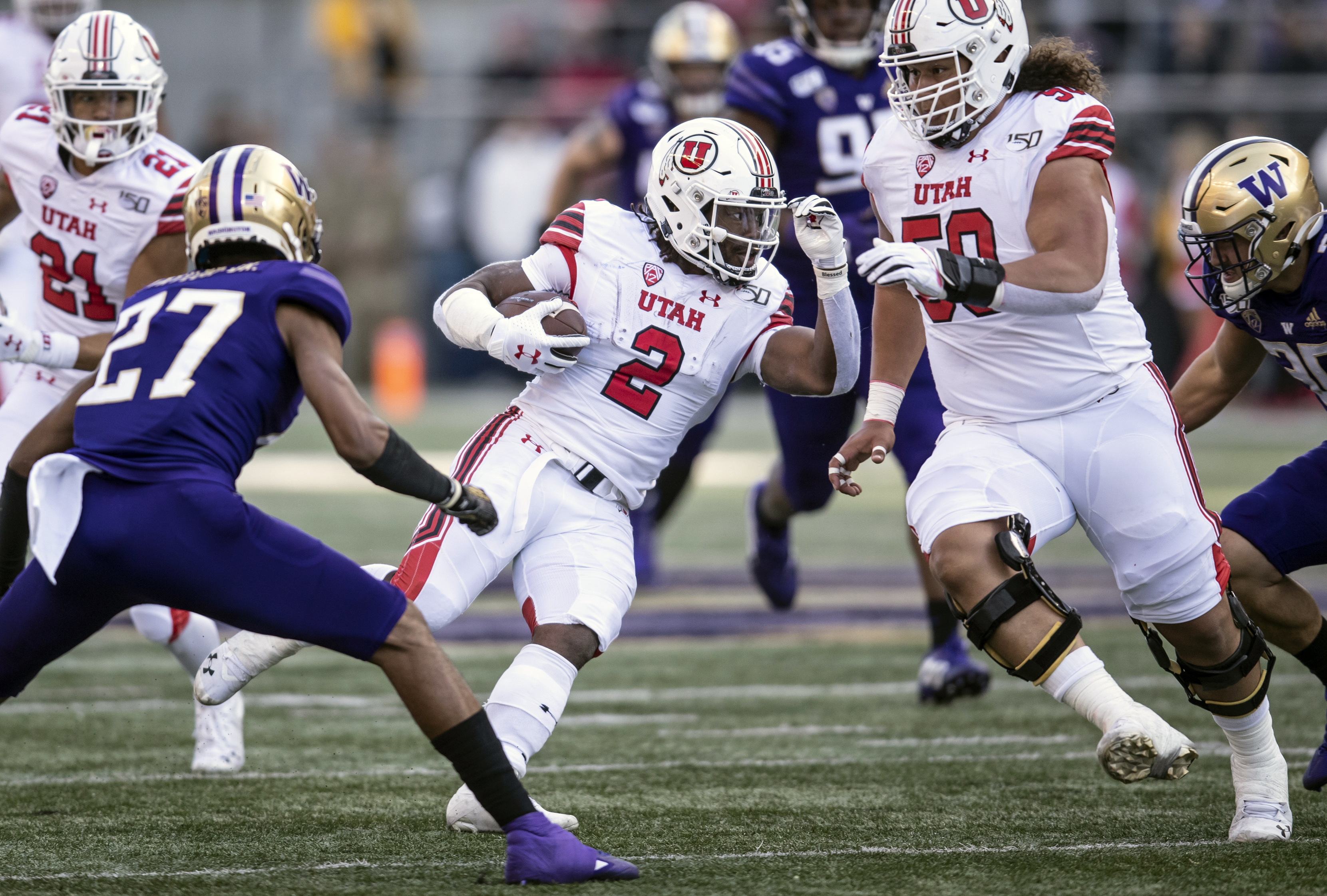 No. 9 Utah keeps rolling, rallies past Washington 33-28