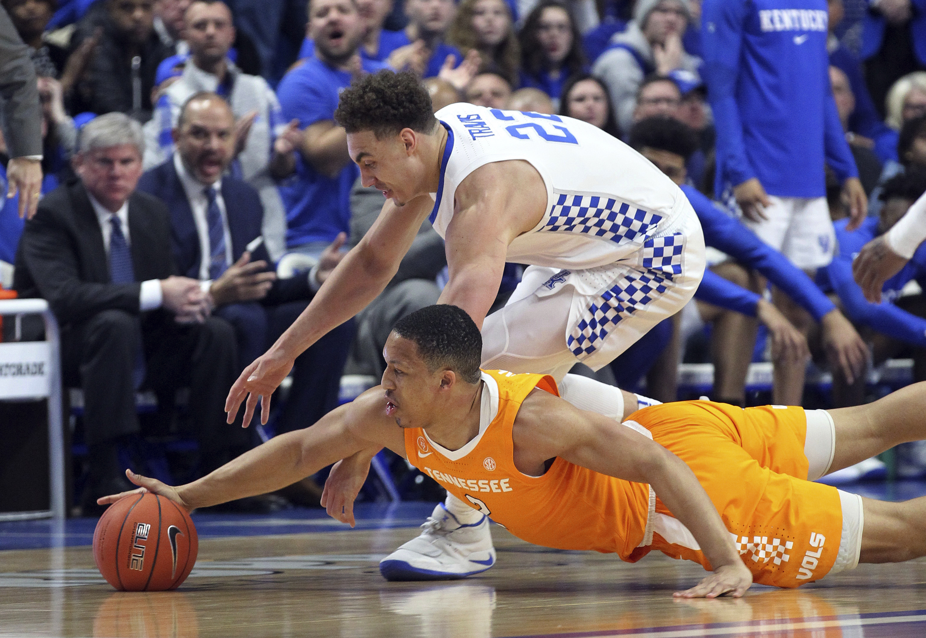 New No. 1 expected after Tennessee’s loss to No. 5 Kentucky