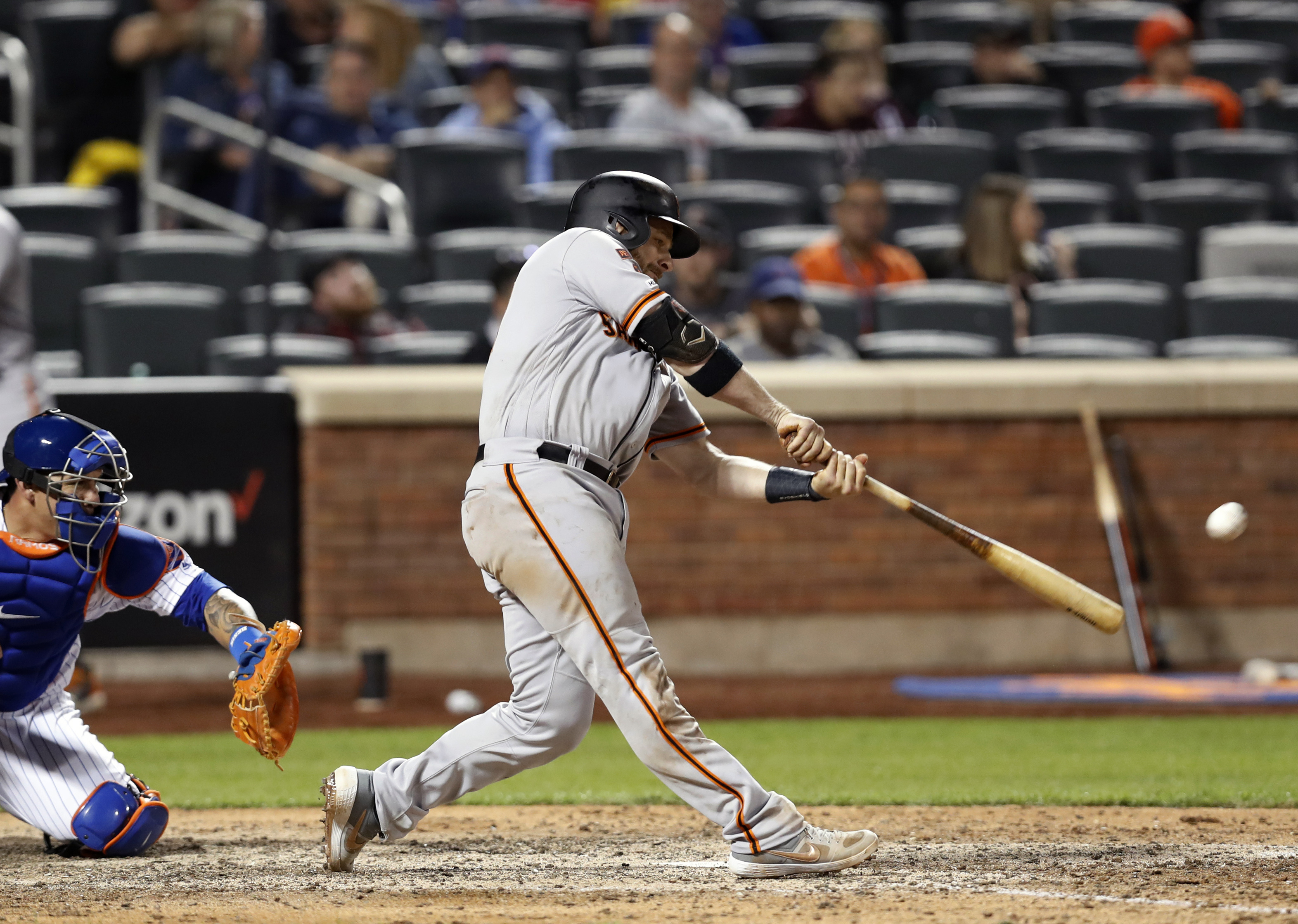 Bochy gets 1,000th win with Giants, SF tops Mets 9-3 in 10