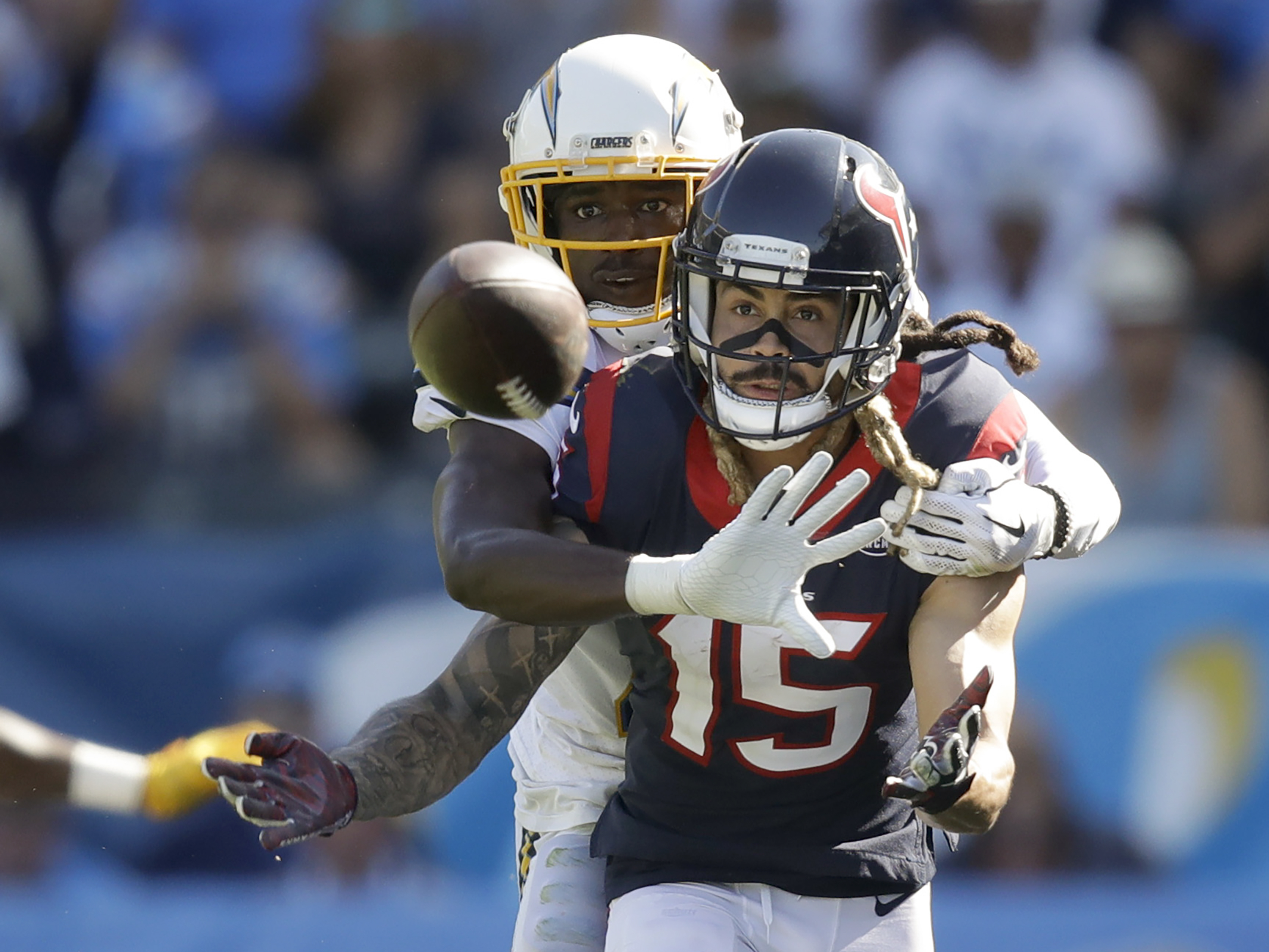 Watson, Watt lead way as Texans outlast Chargers, 27-20