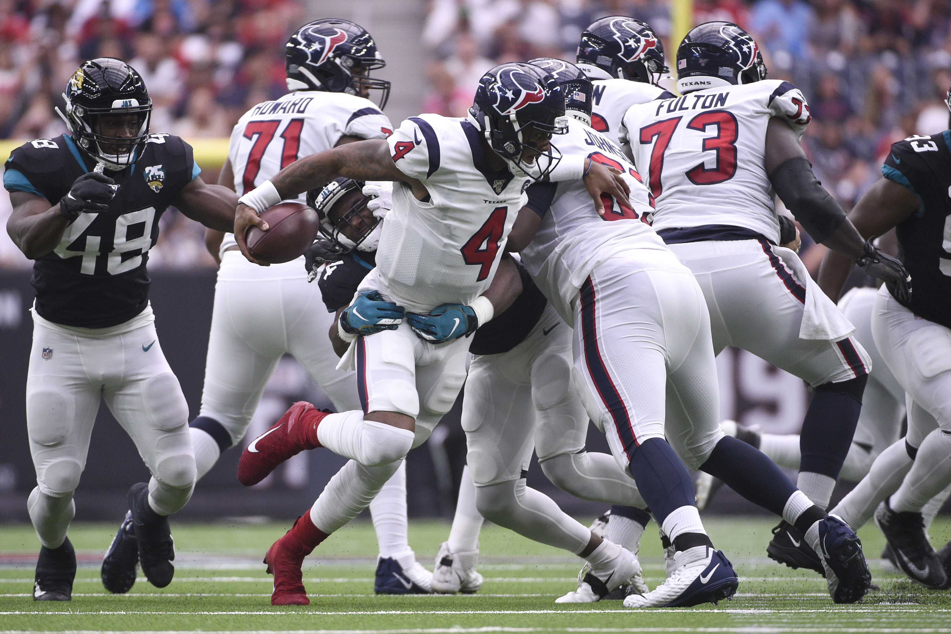 Texans stop Jags' 2-point conversion to get 13-12 win