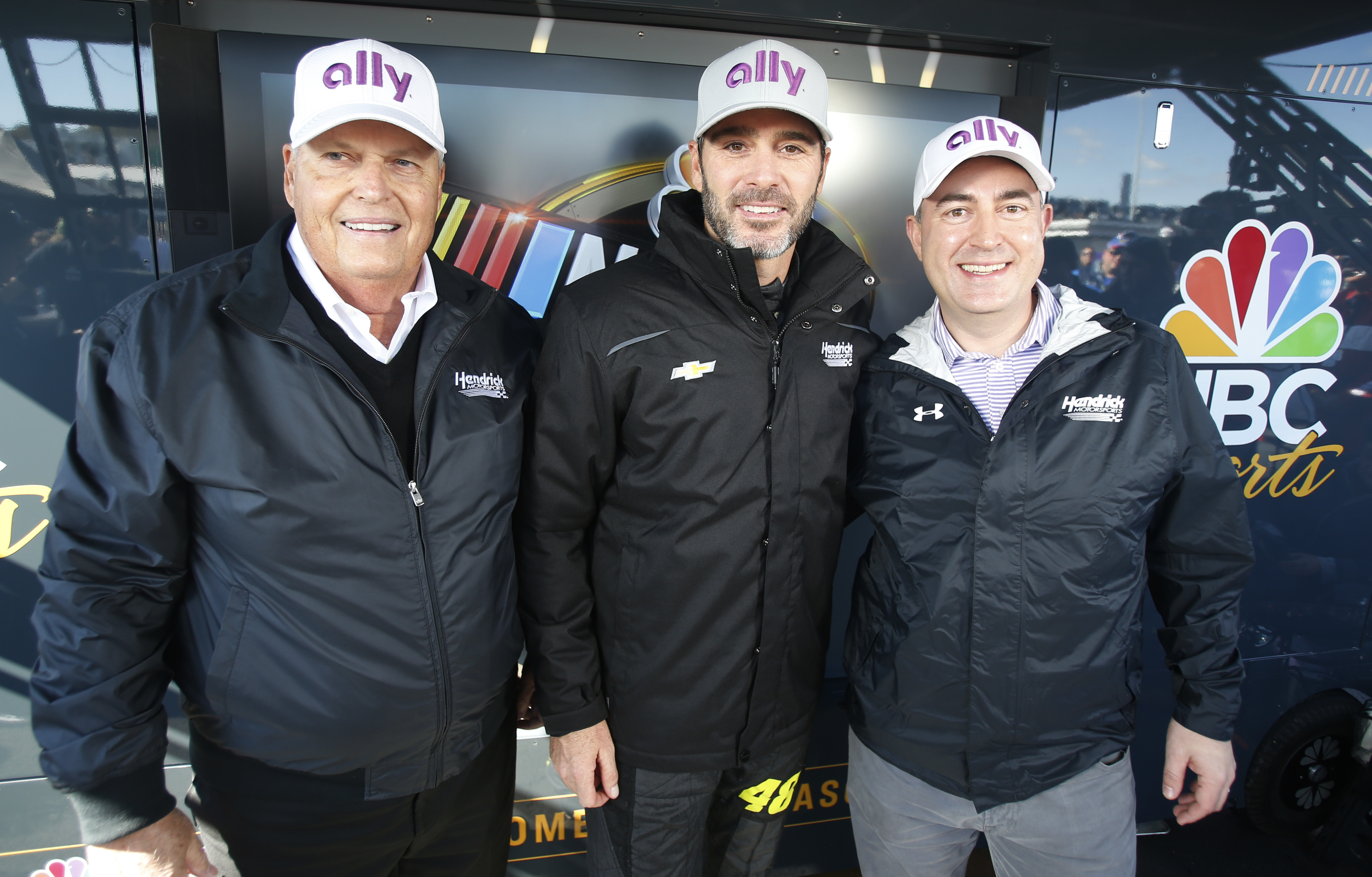 Johnson lands new sponsor as Ally Financial backs champion