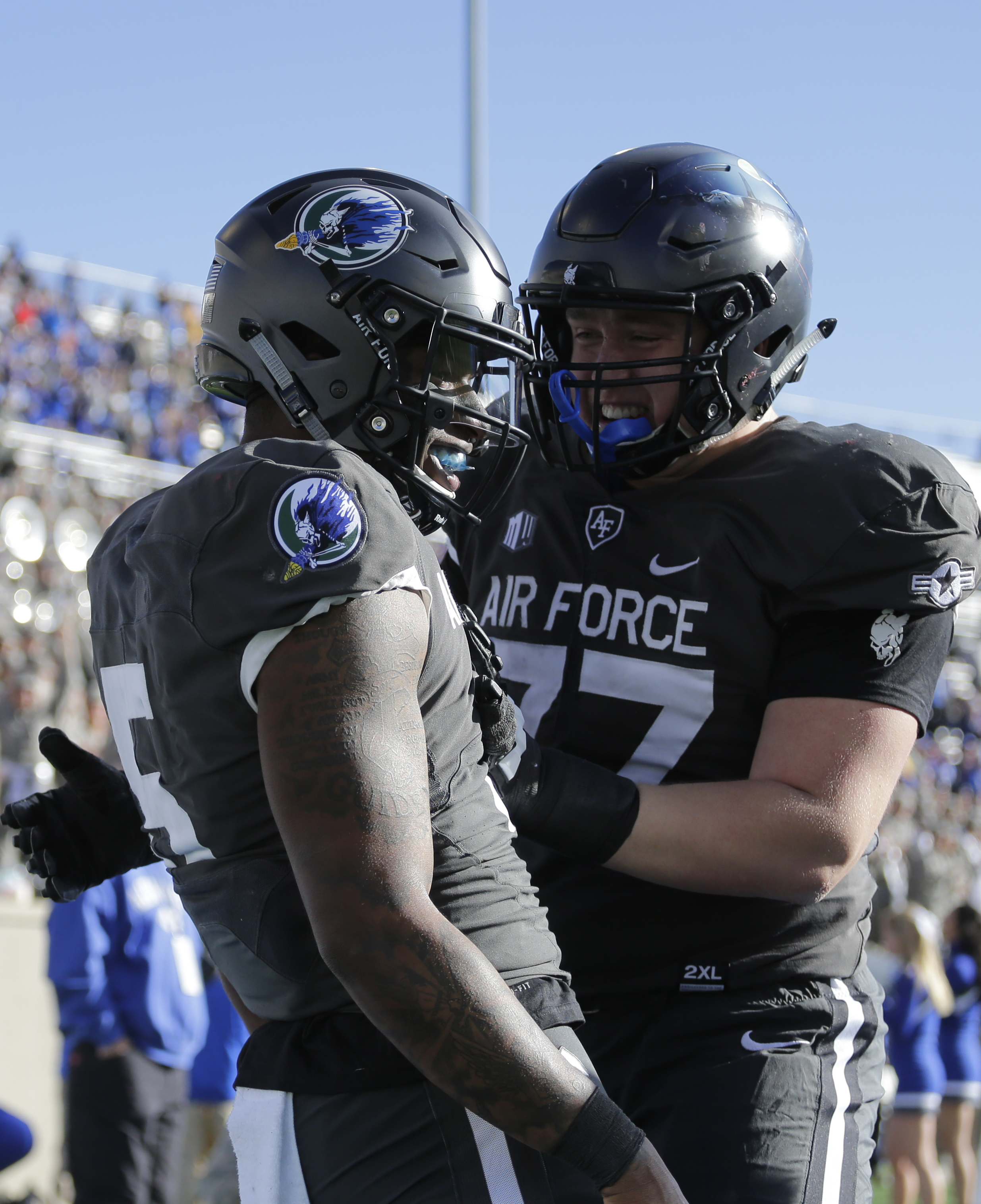Hammond leads way as Air Force rolls by New Mexico 42-24