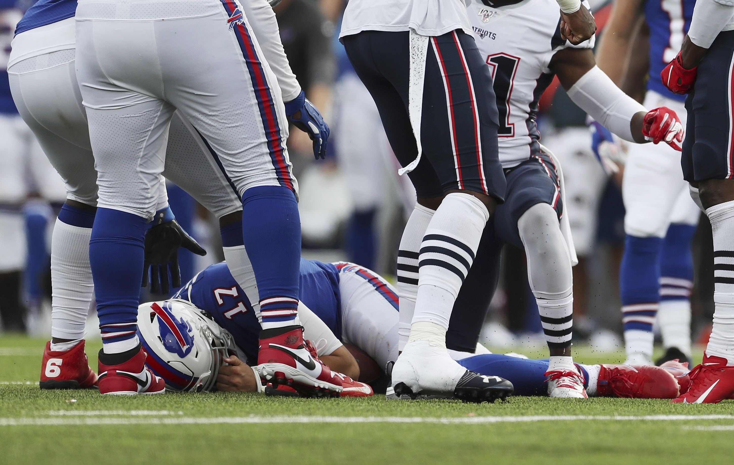 Bills fall to Pats, and lose QB Josh Allen to head injury