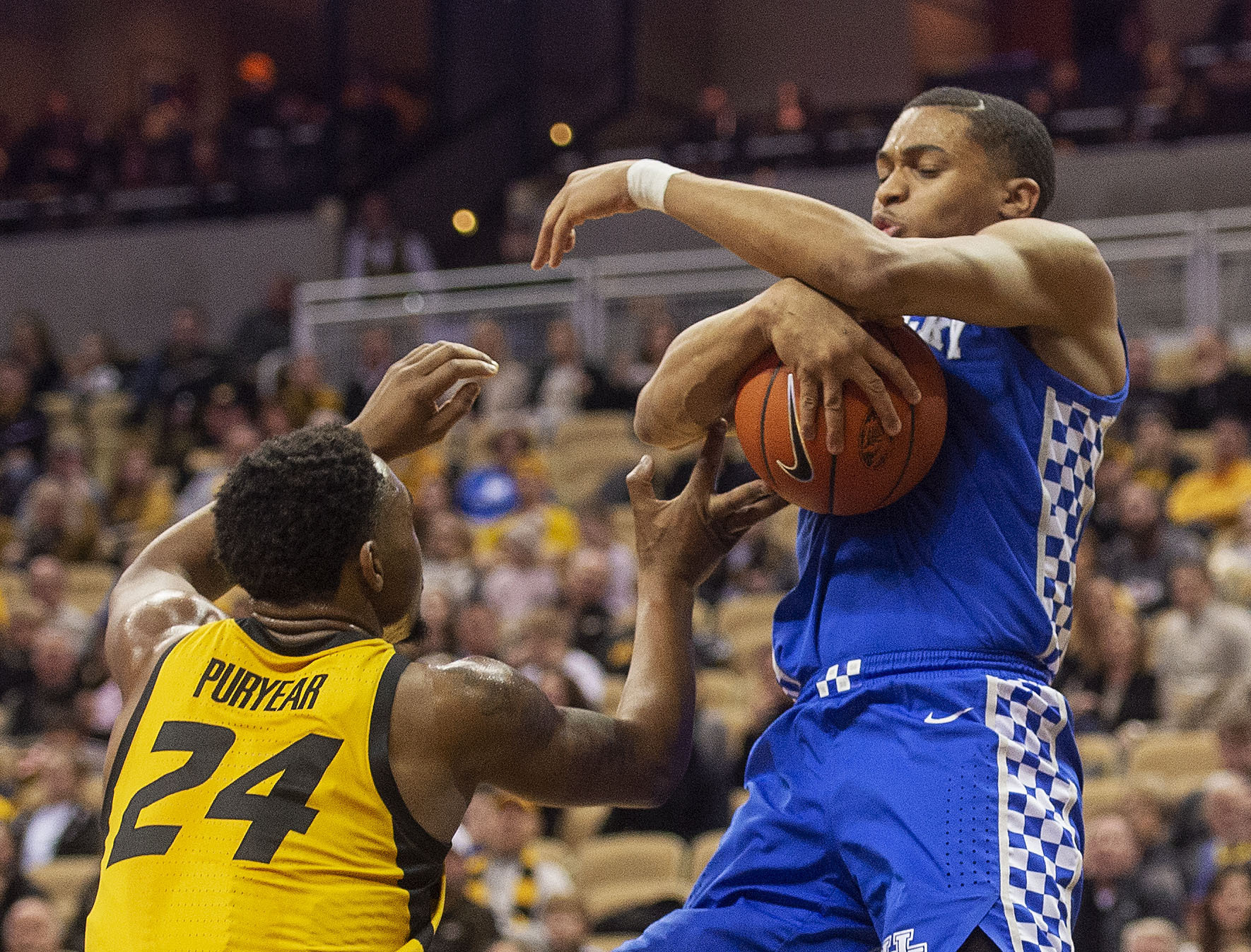 No. 4 Kentucky gets past Missouri